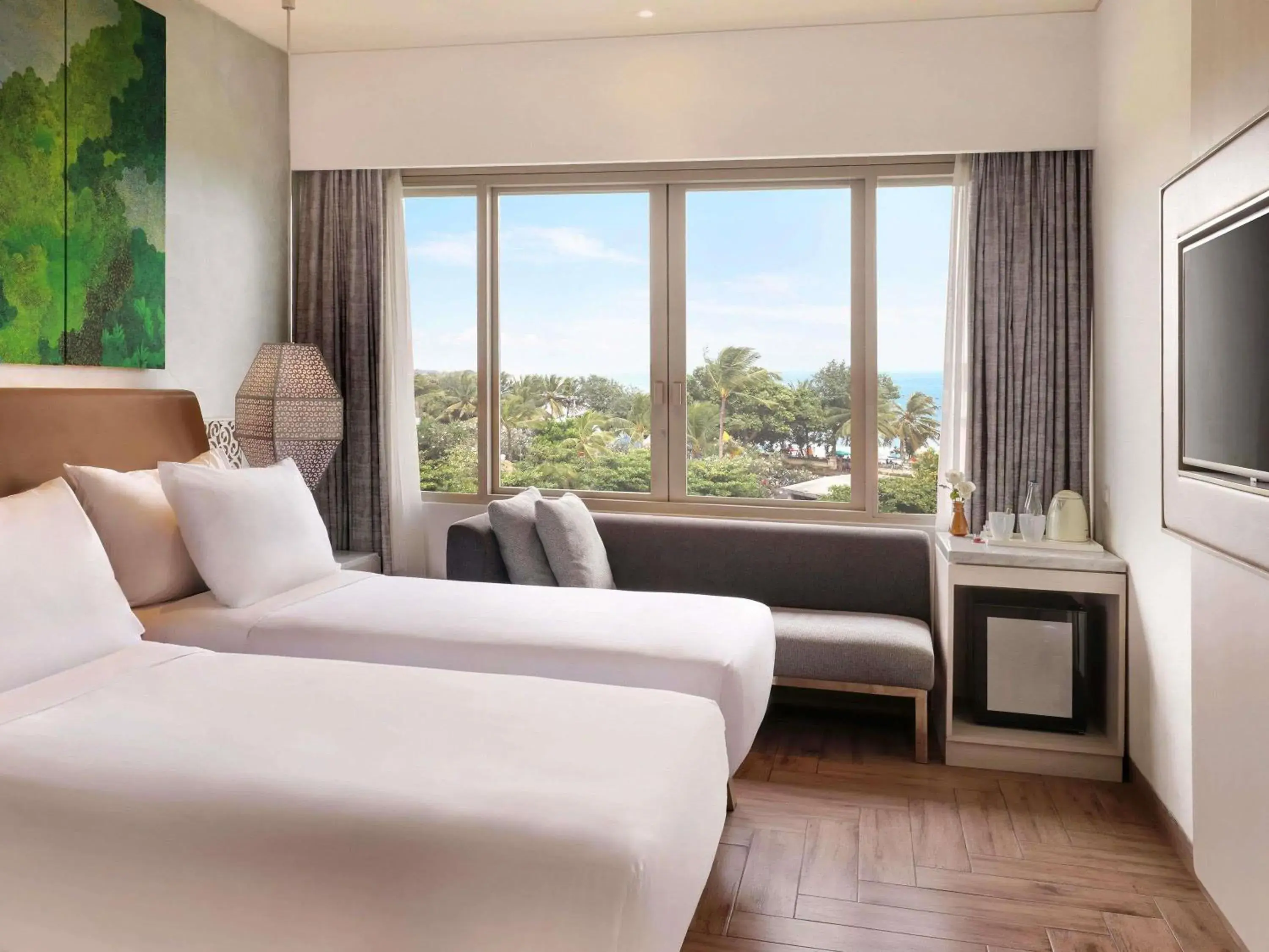 Deluxe Twin Room with Ocean View with Free Benefit in Mercure Kuta Bali Deluxe Twin Room with Ocean View with Free Benefit in Mercure Kuta Bali