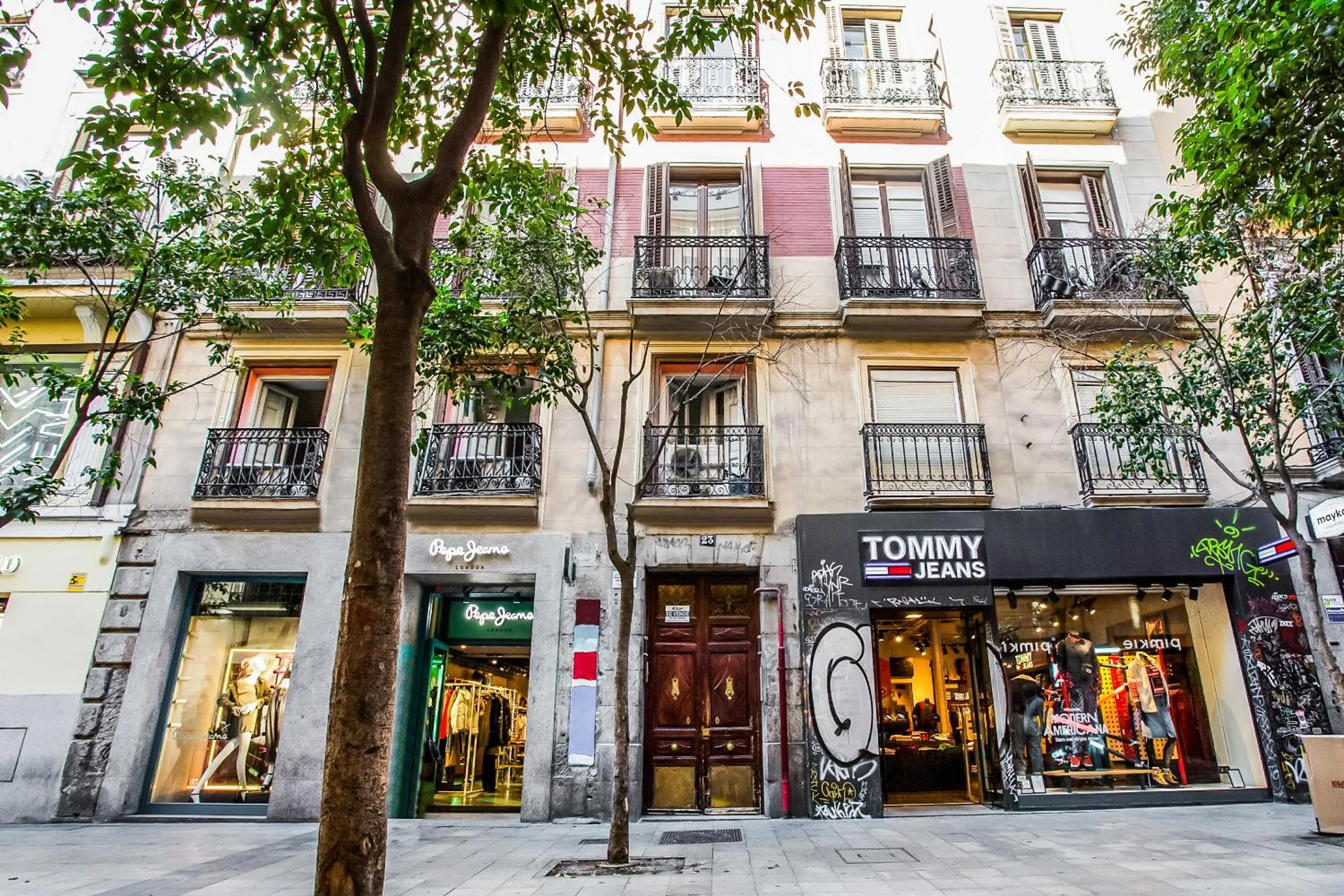 Facade/entrance in CH Las Murallas