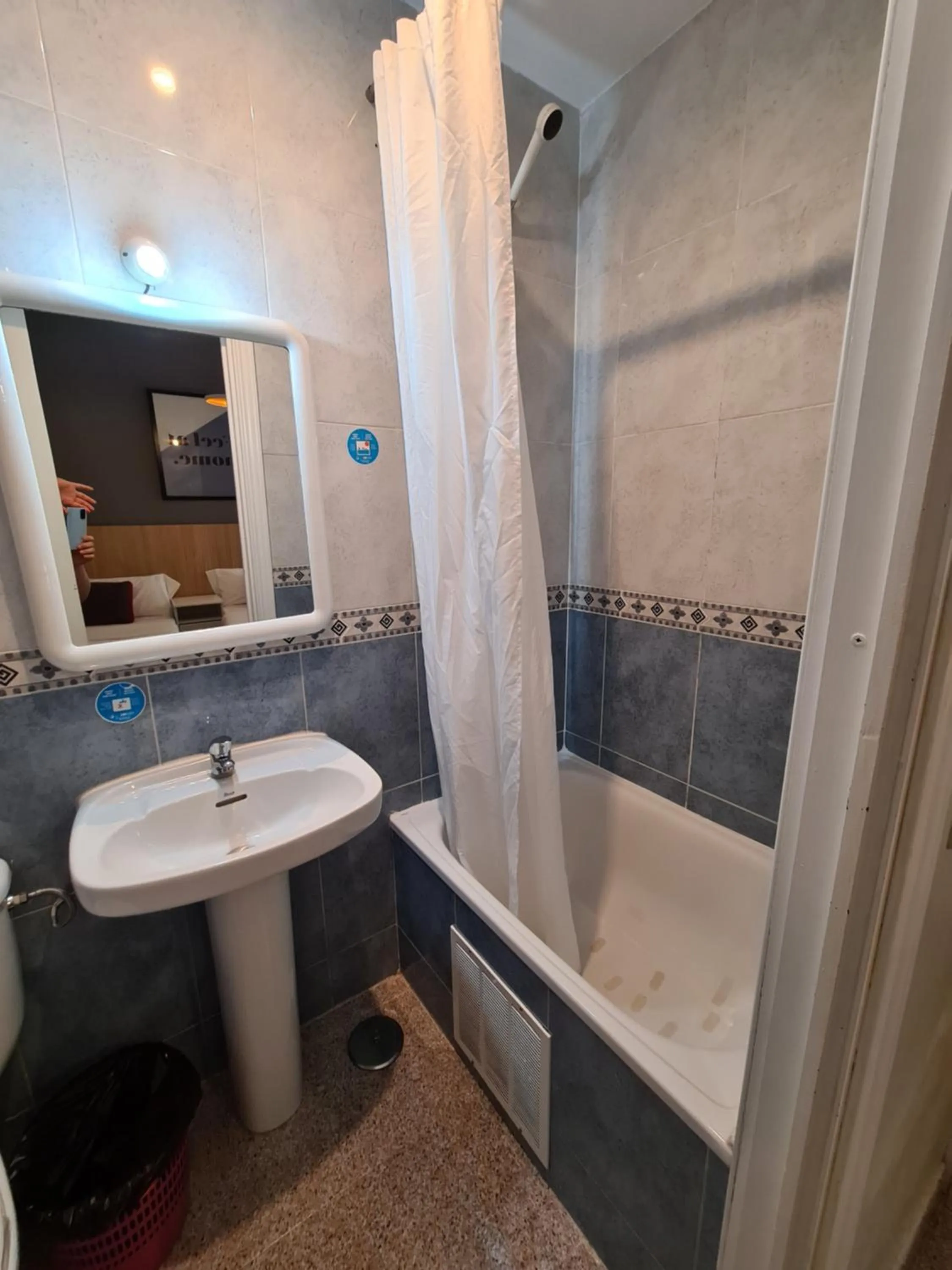 Bathroom in CH Las Murallas