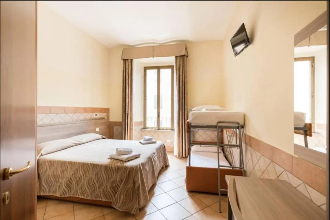 Bedroom, Bed in Alex Romano