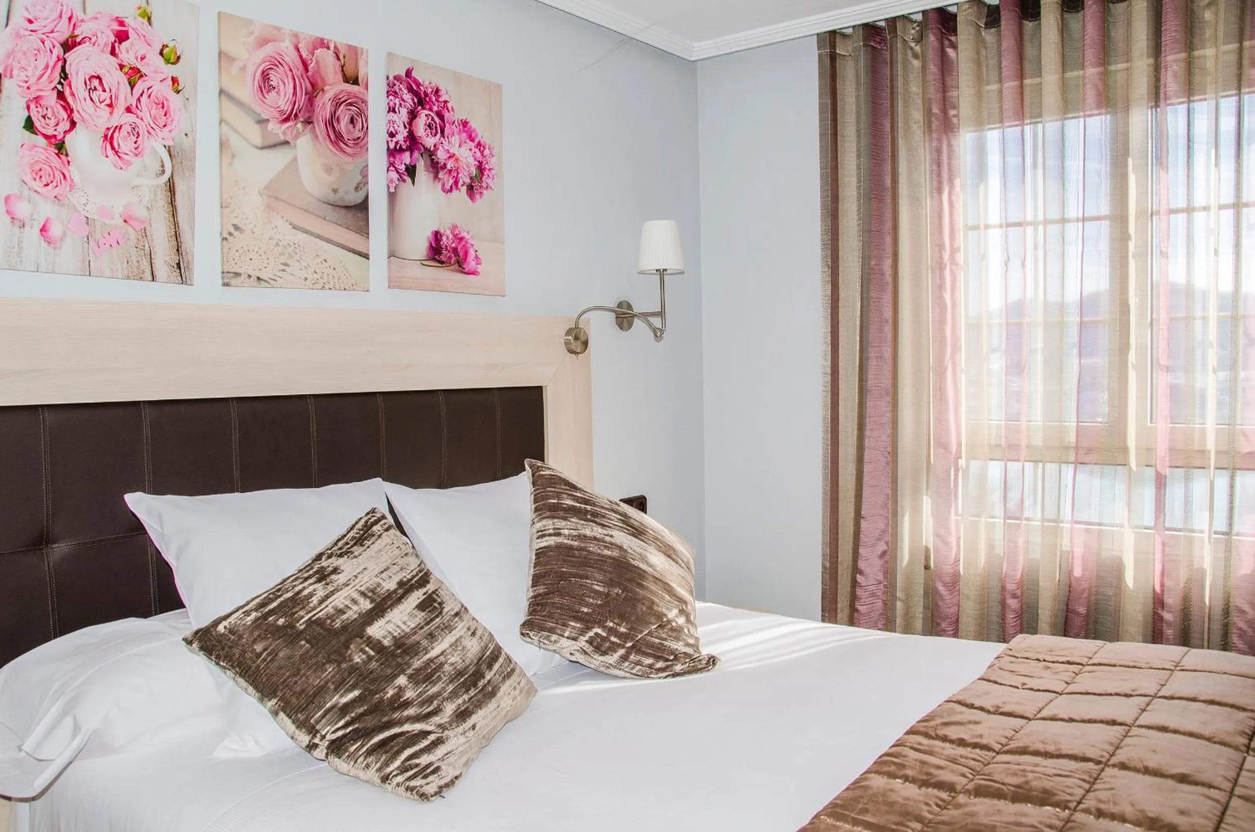 Photo of the whole room, Bed in Hotel Presa