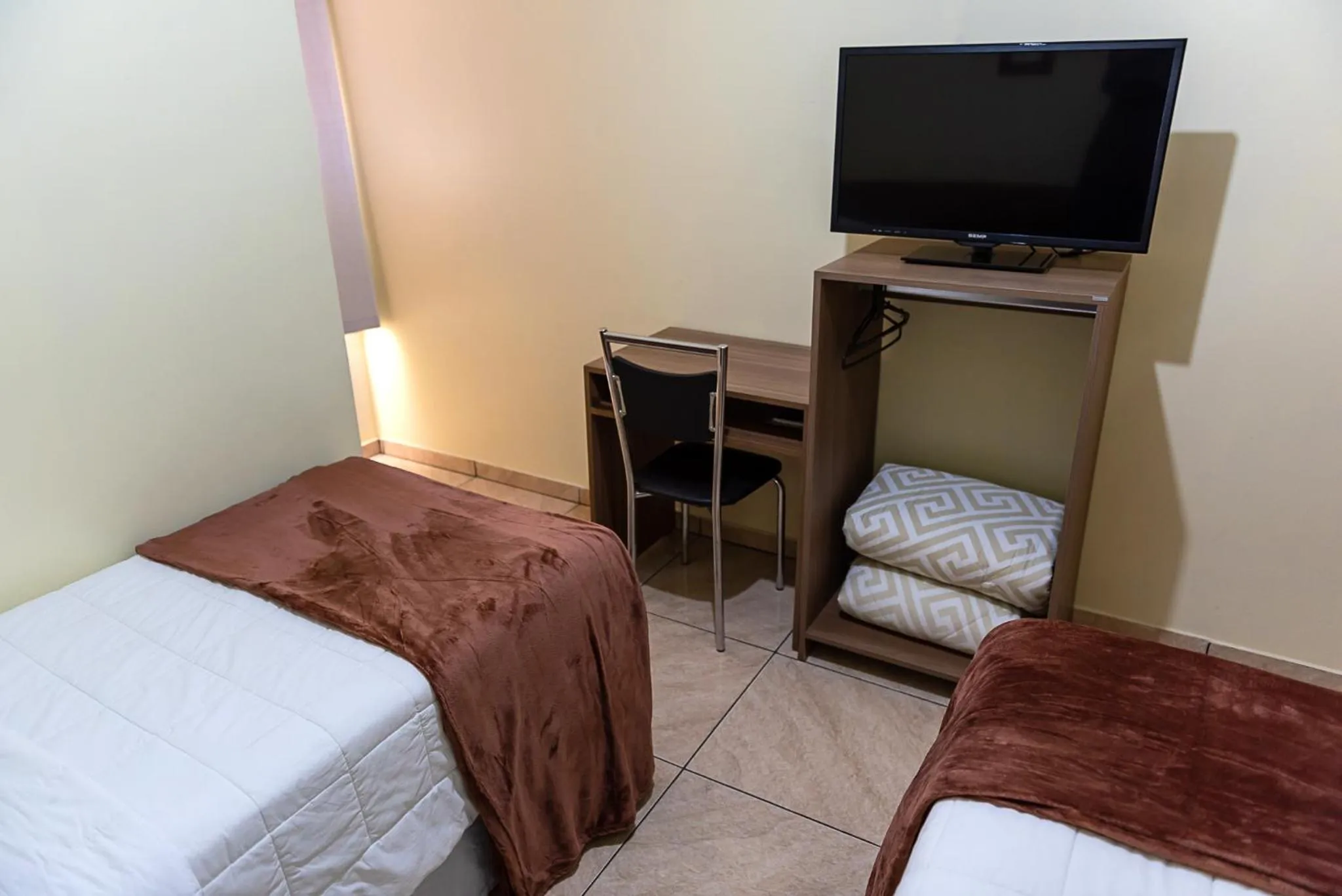 Bedroom, Bed in Hotel D'Nápoles