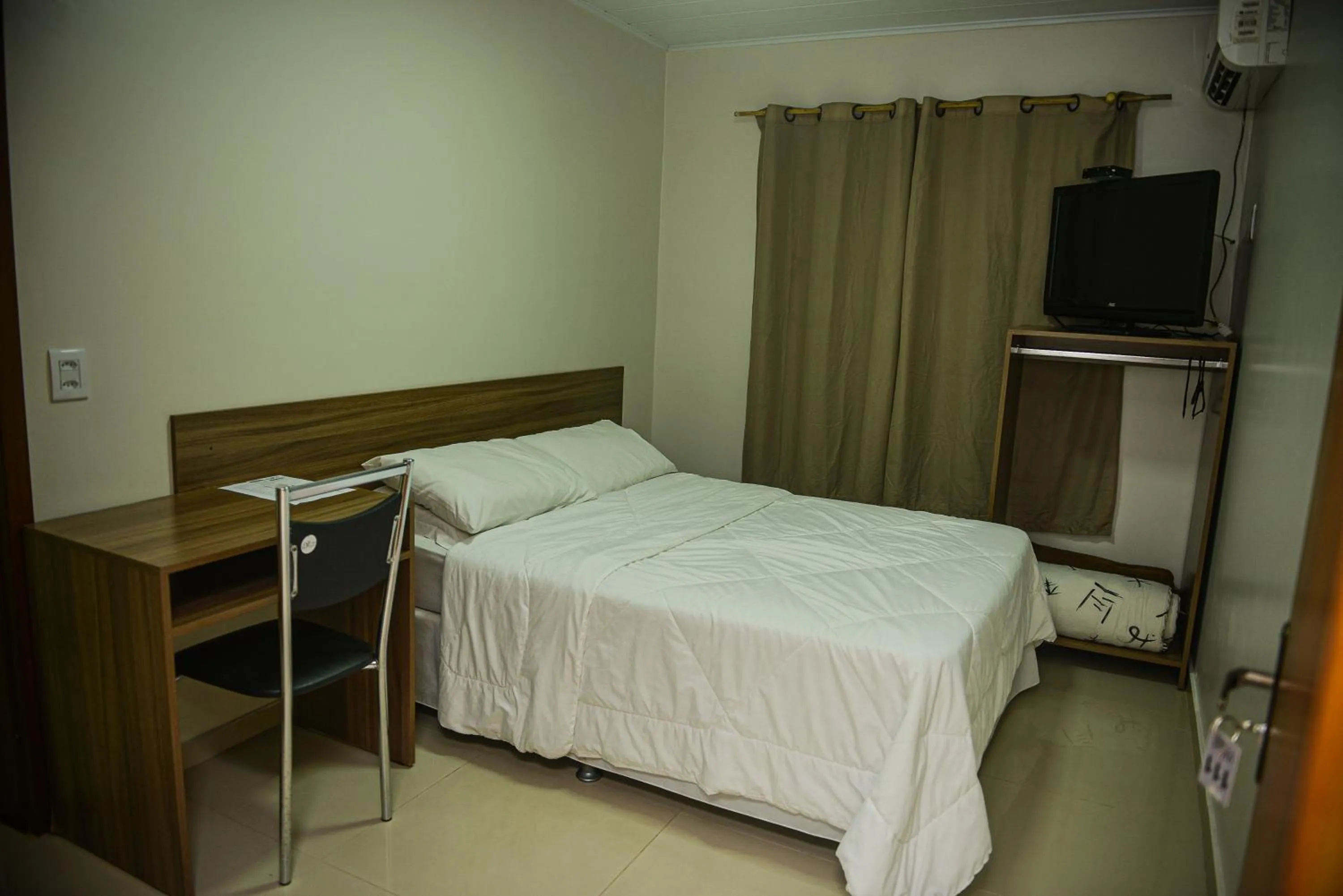 Bedroom, Bed in Hotel D'Nápoles