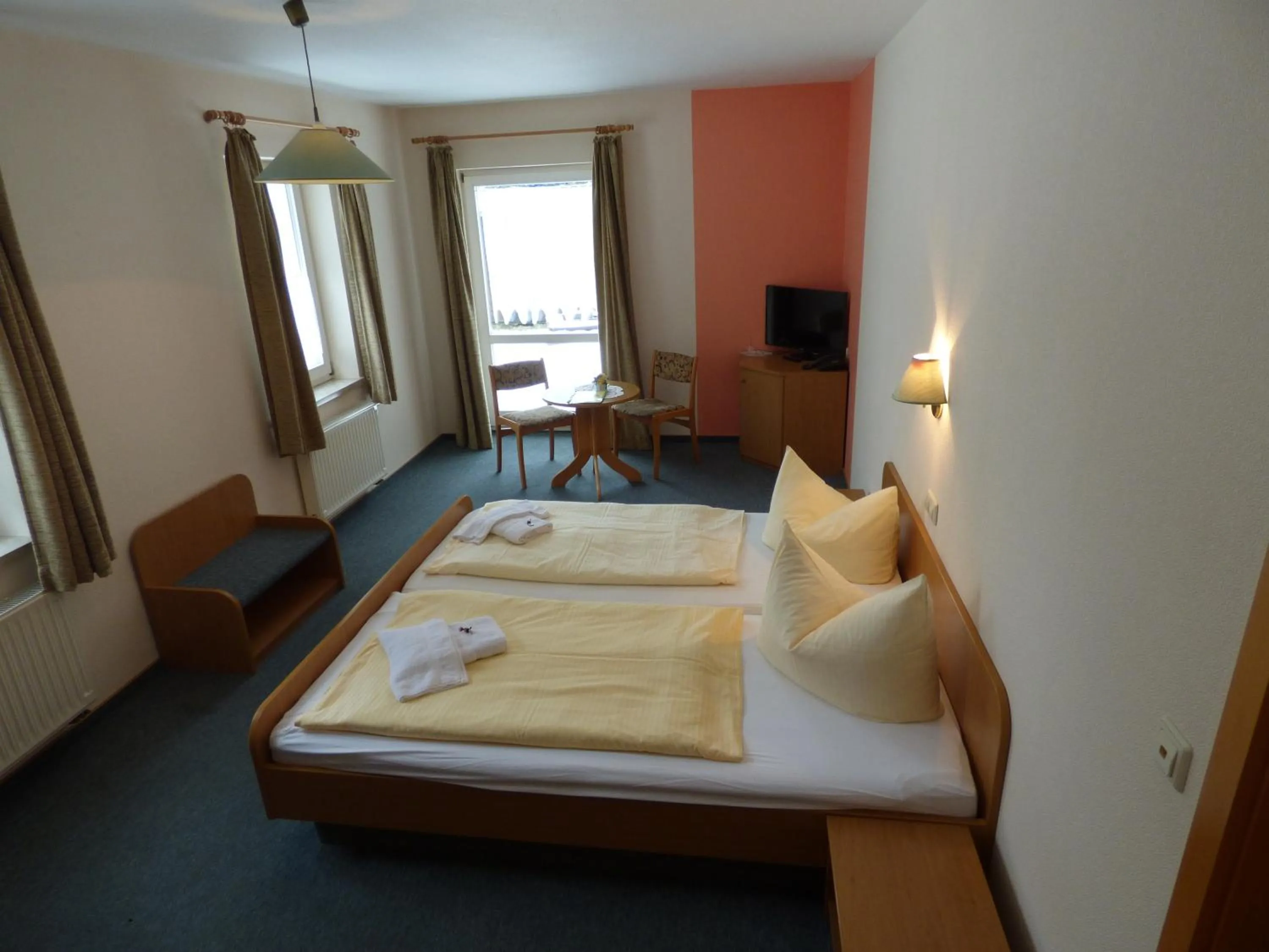 Photo of the whole room, Bed in Gasthof zum Fürstenthal