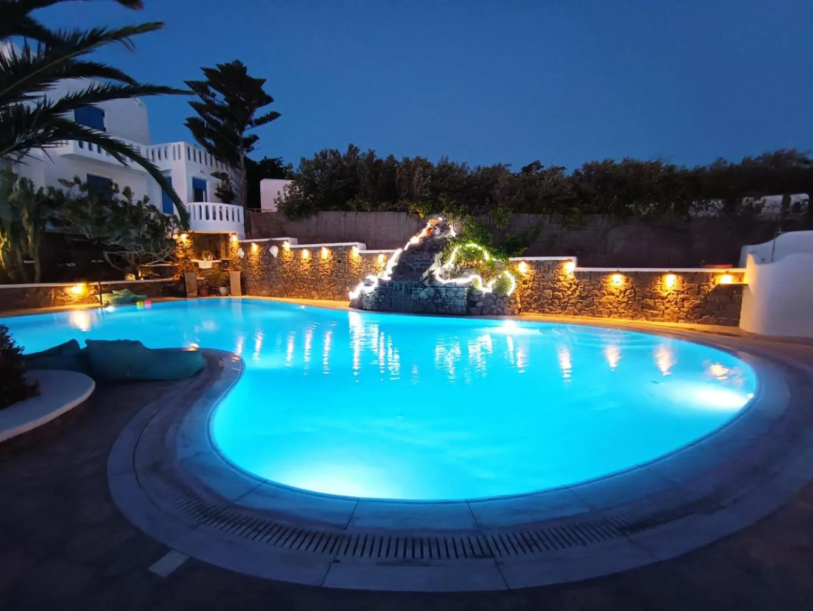 Mykonian Iros Suites & Villas