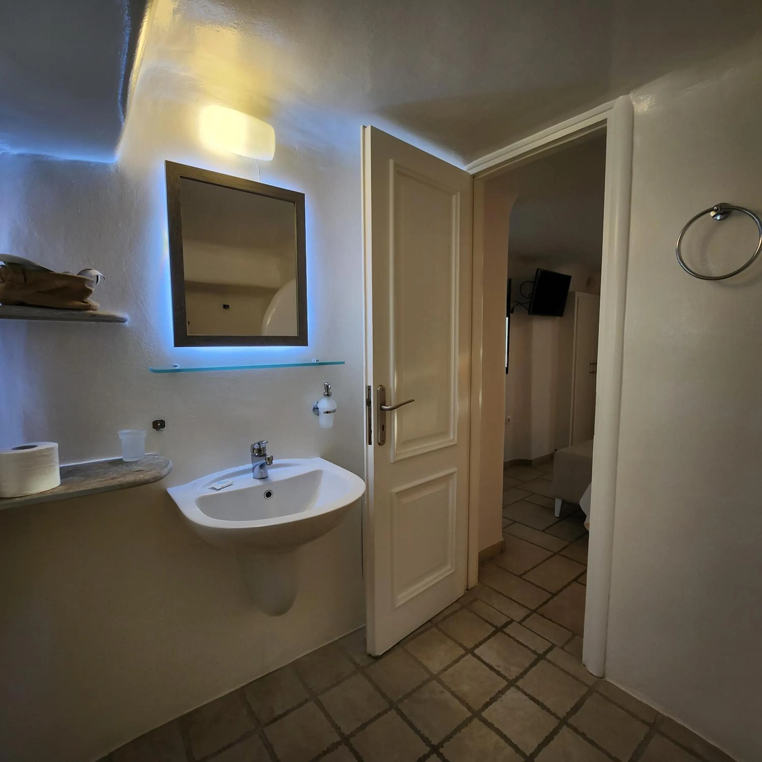Bathroom in Mykonian Iros Suites & Villas