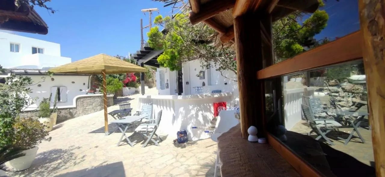 Mykonian Iros Suites & Villas