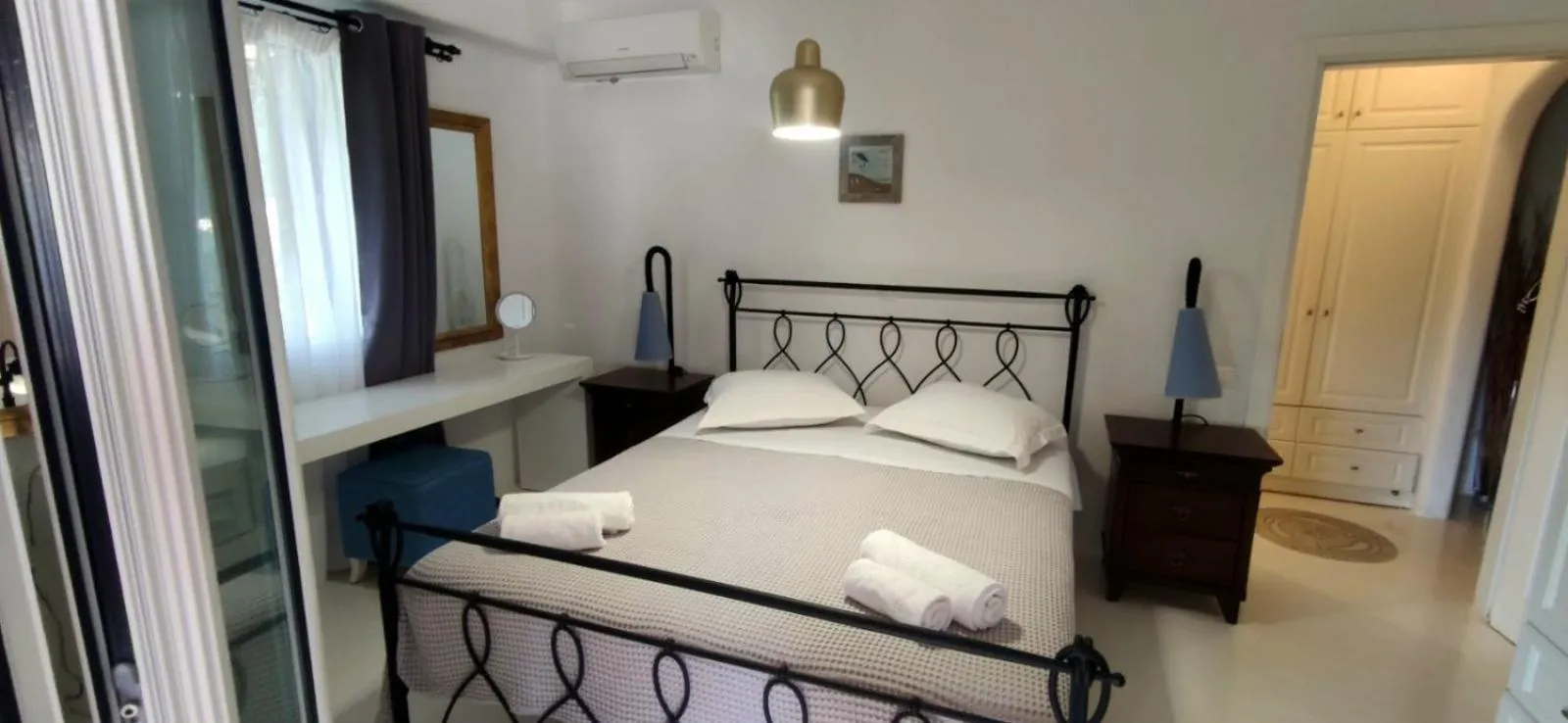 Mykonian Iros Suites & Villas