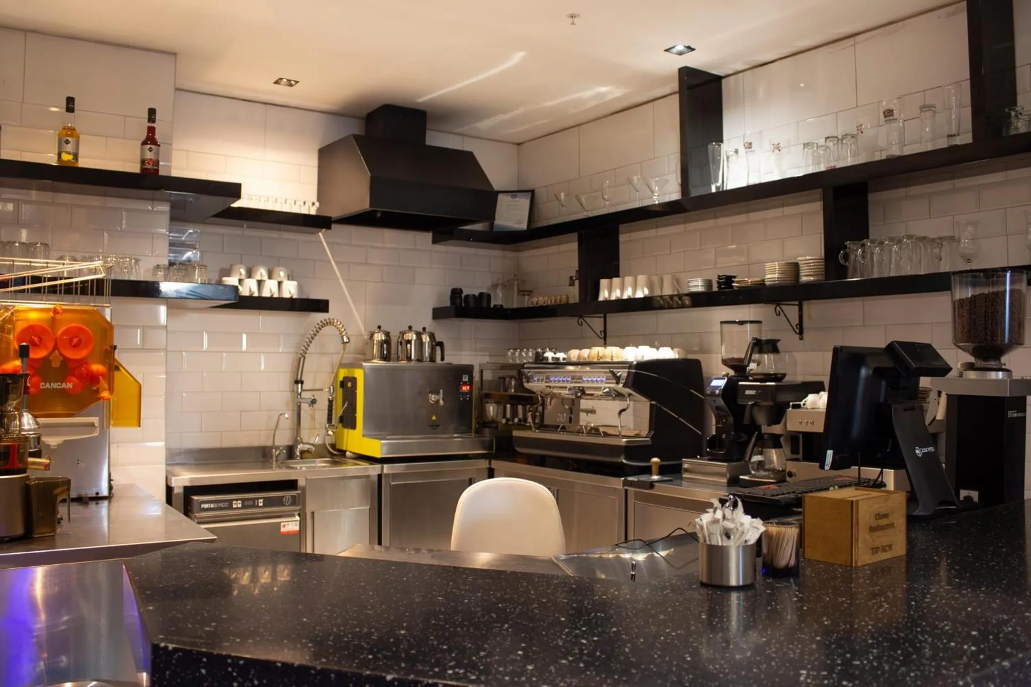 Coffee/tea facilities in Classy Suite Taksim