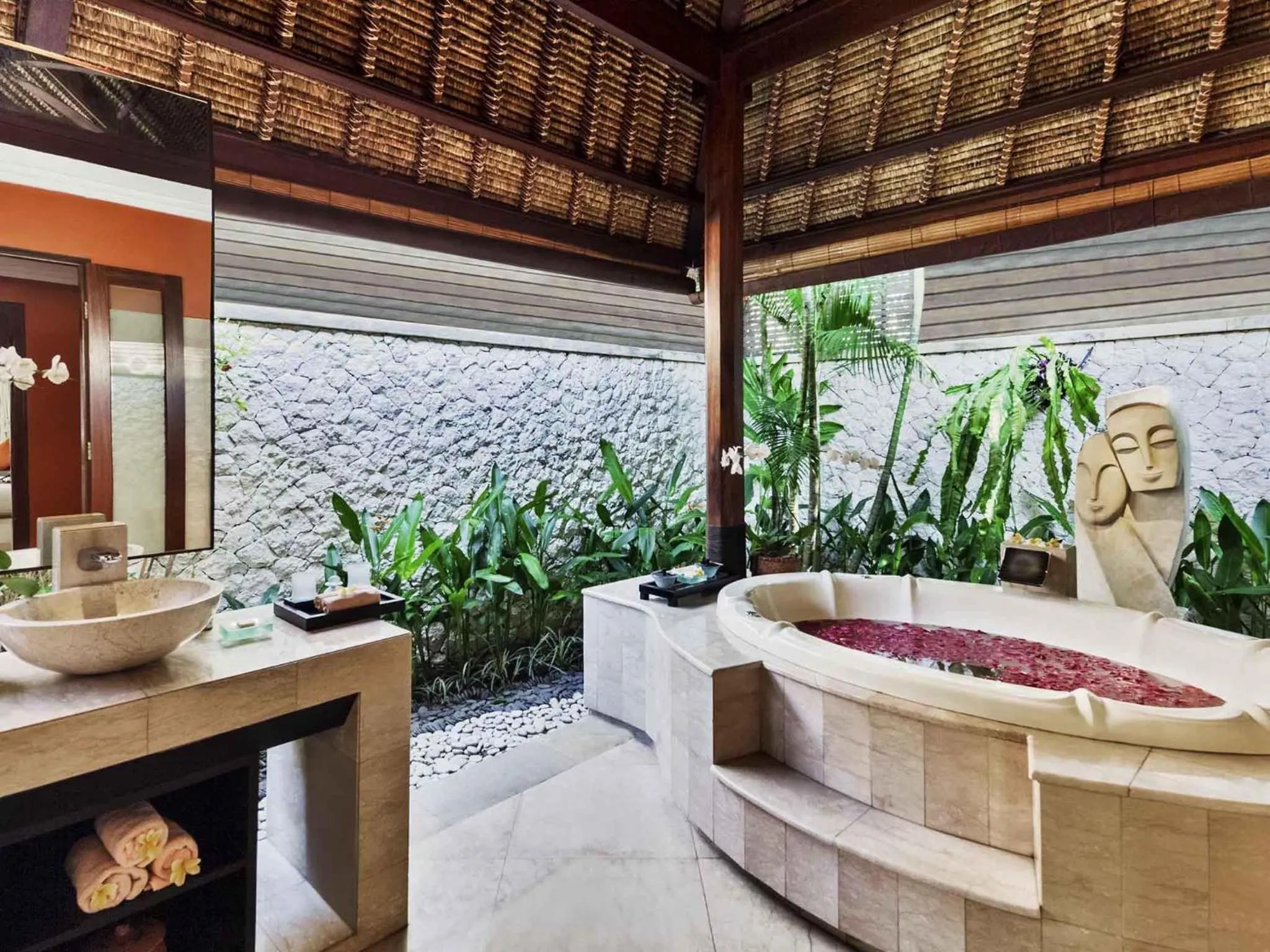 wedding in Novotel Bali Benoa