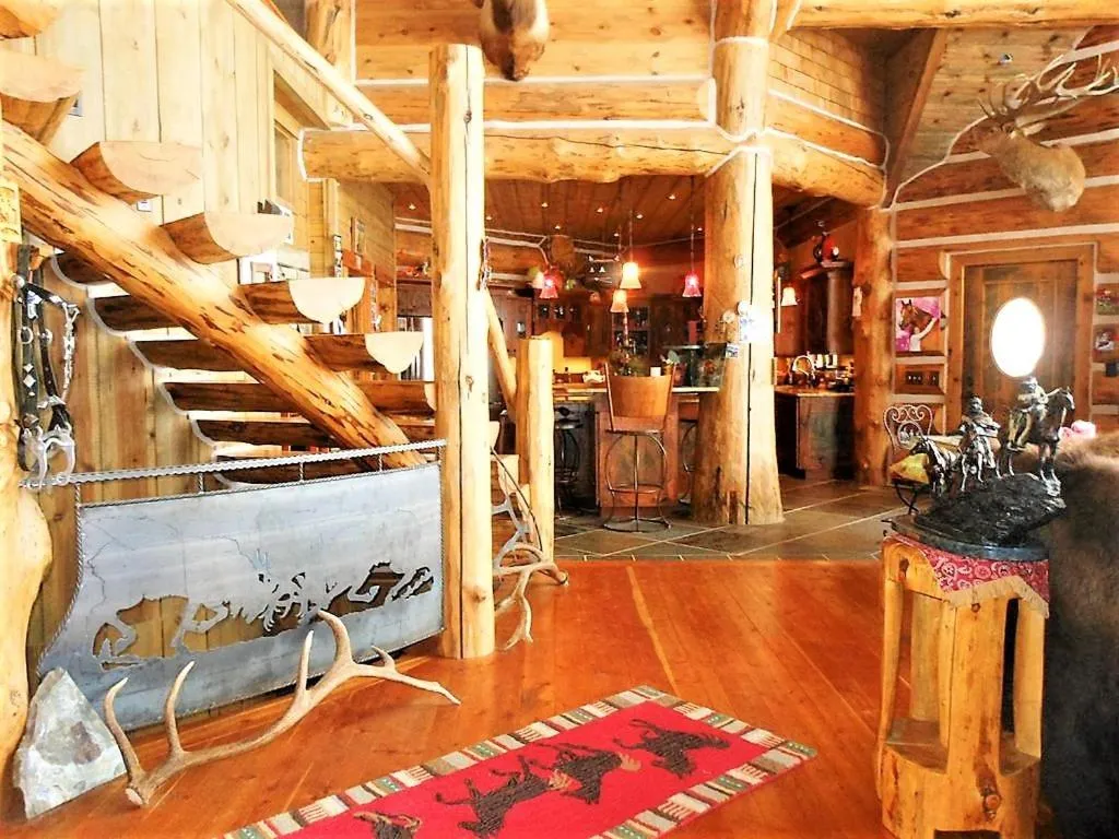 McDonald's Ranch Lodge