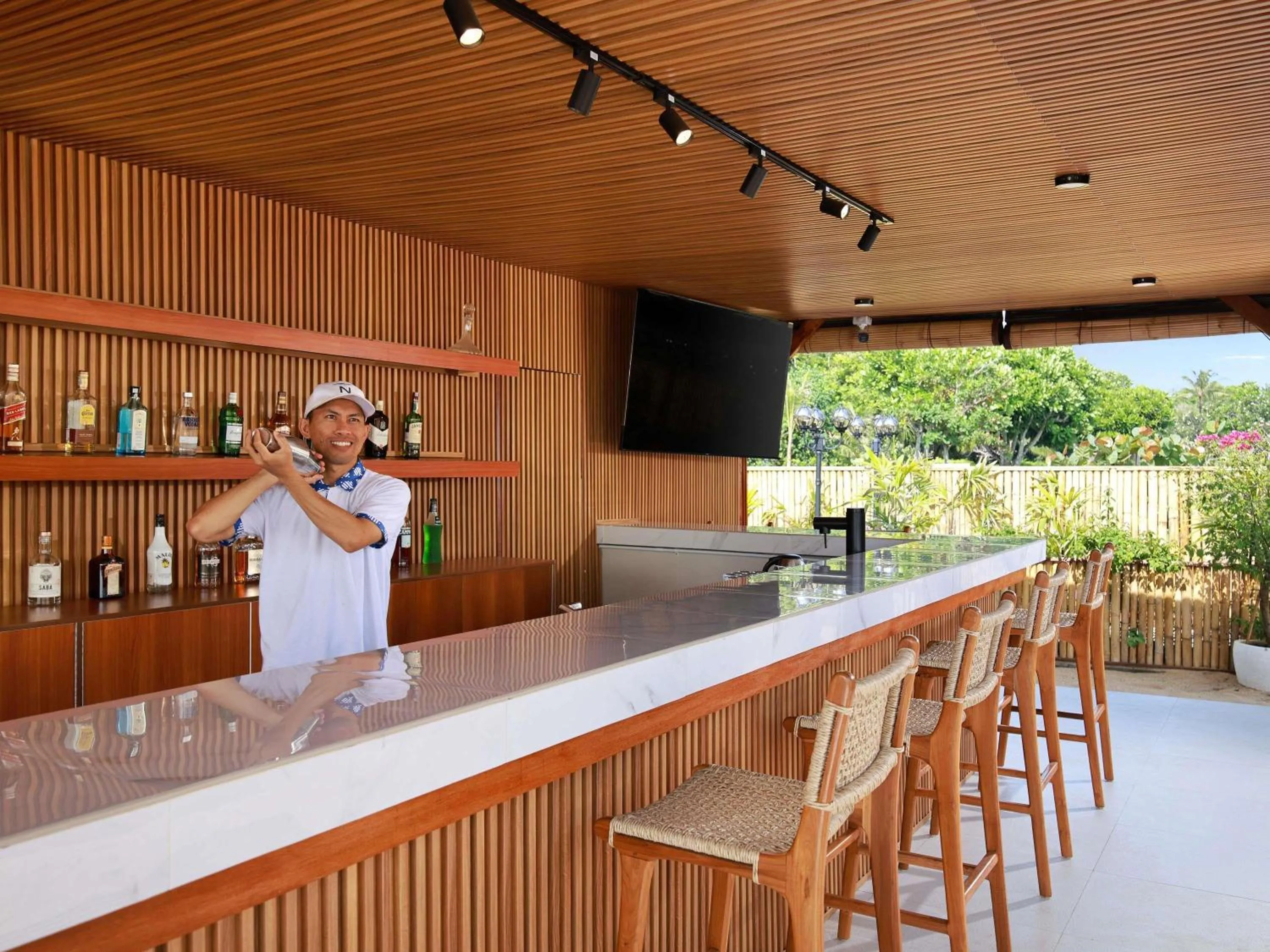 Restaurant/places to eat in Novotel Bali Nusa Dua