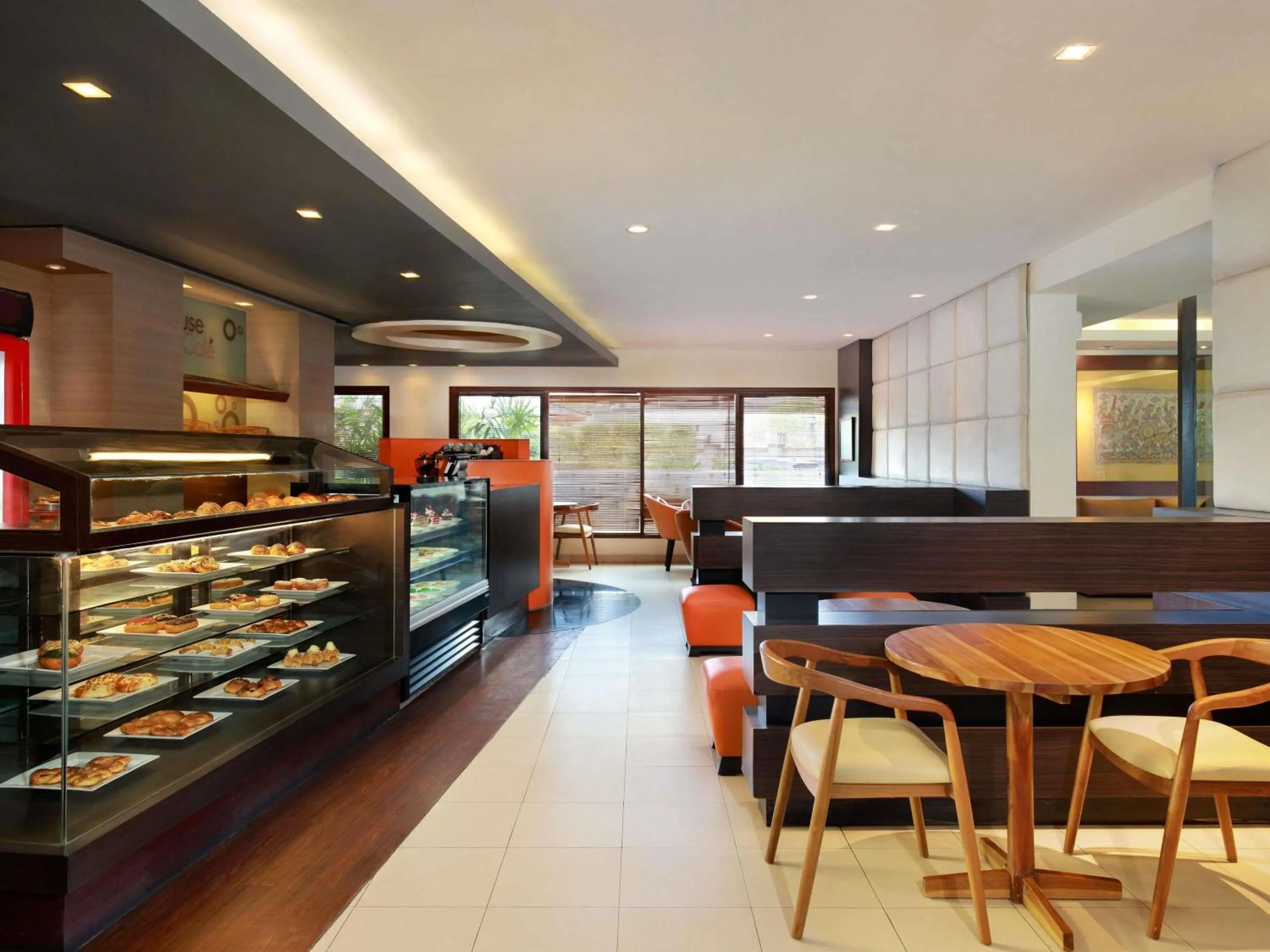 Restaurant/places to eat in Novotel Bali Nusa Dua