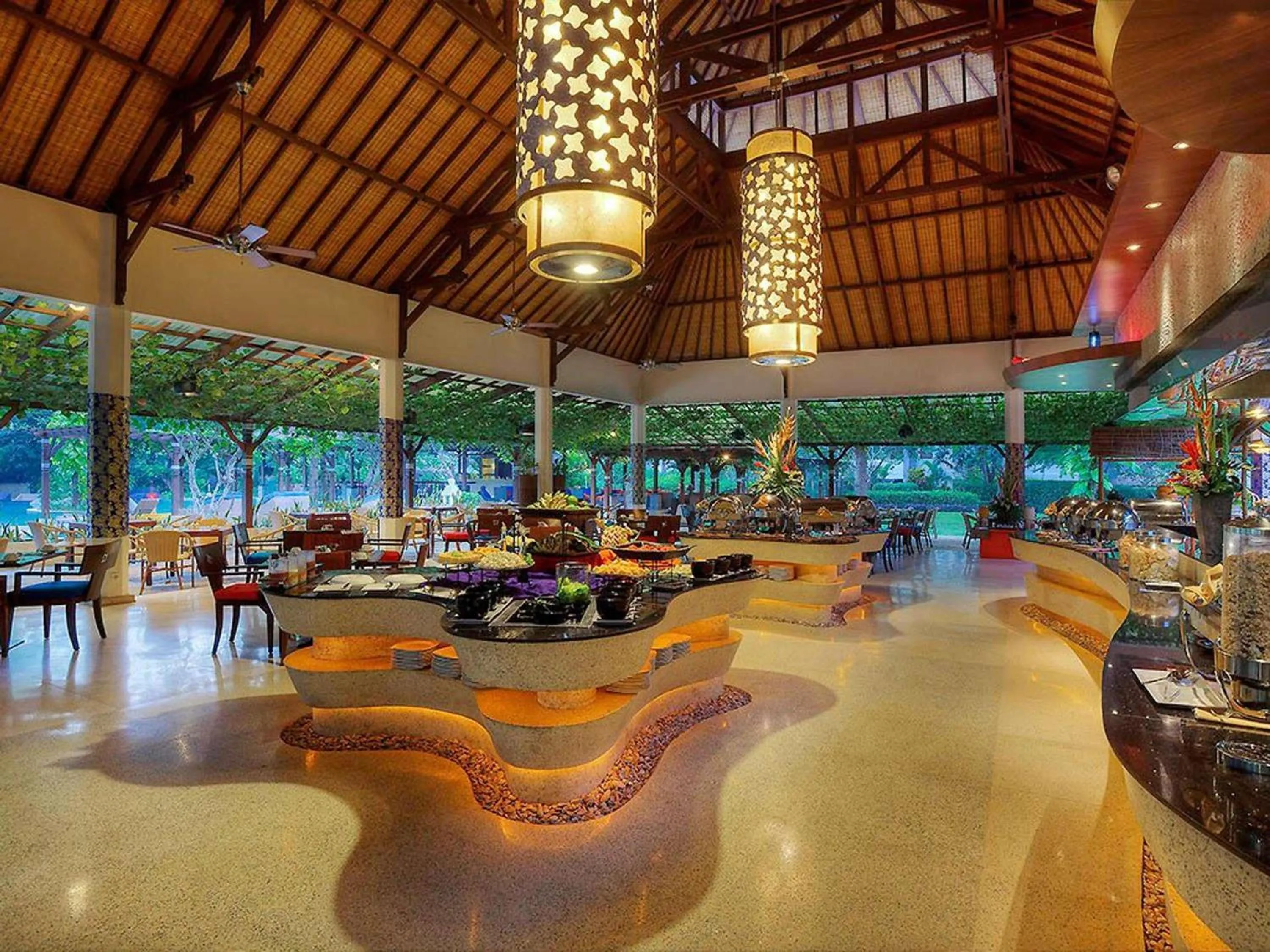 Restaurant/places to eat in Novotel Bali Nusa Dua