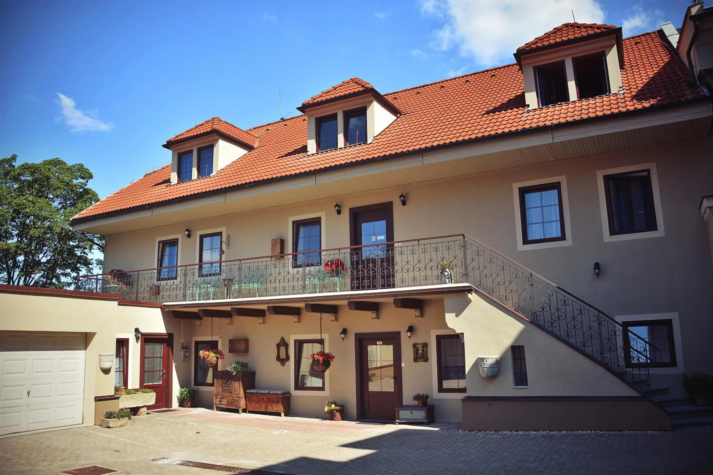 Property Building in Hotel U Hradu
