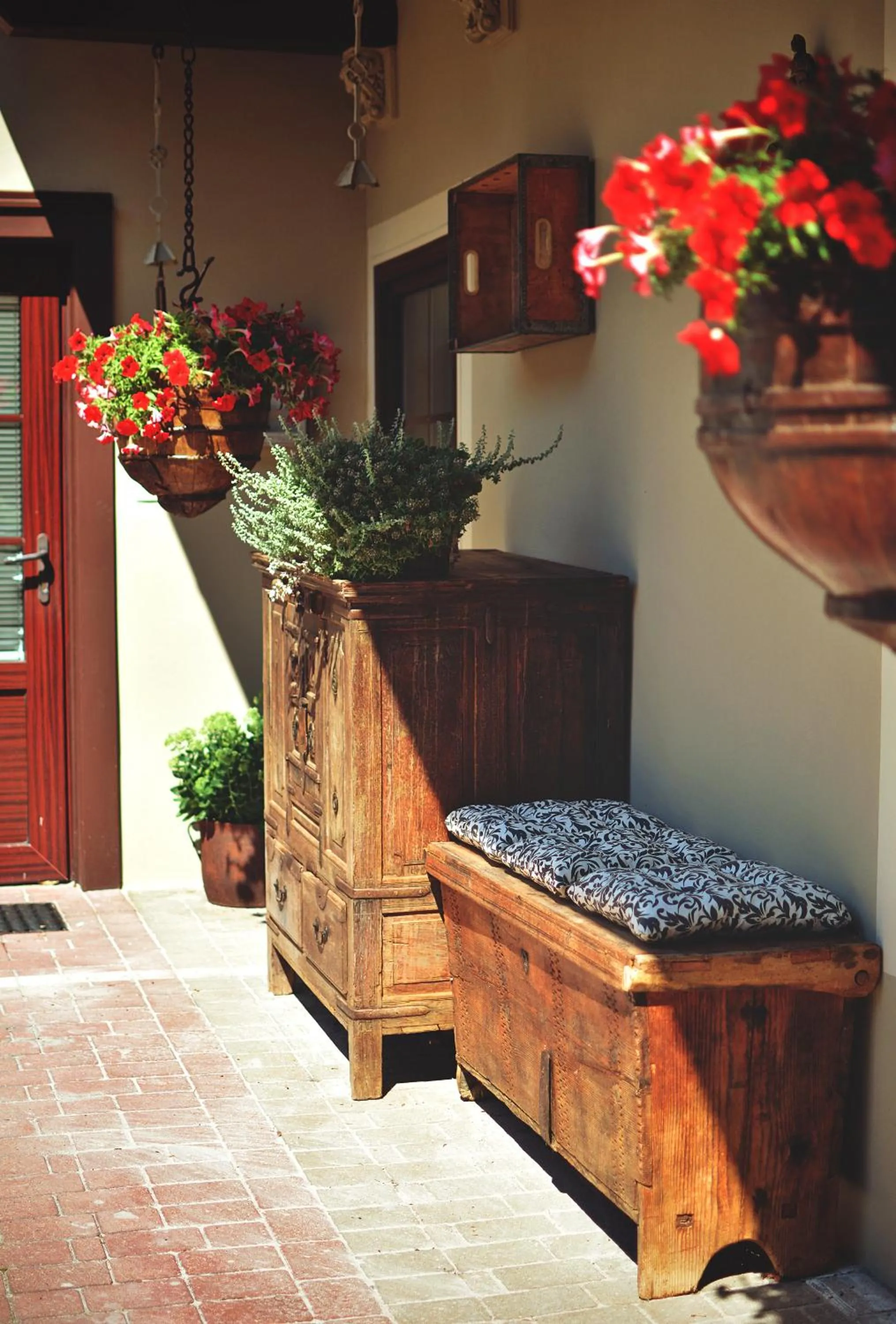 Property building in Hotel U Hradu