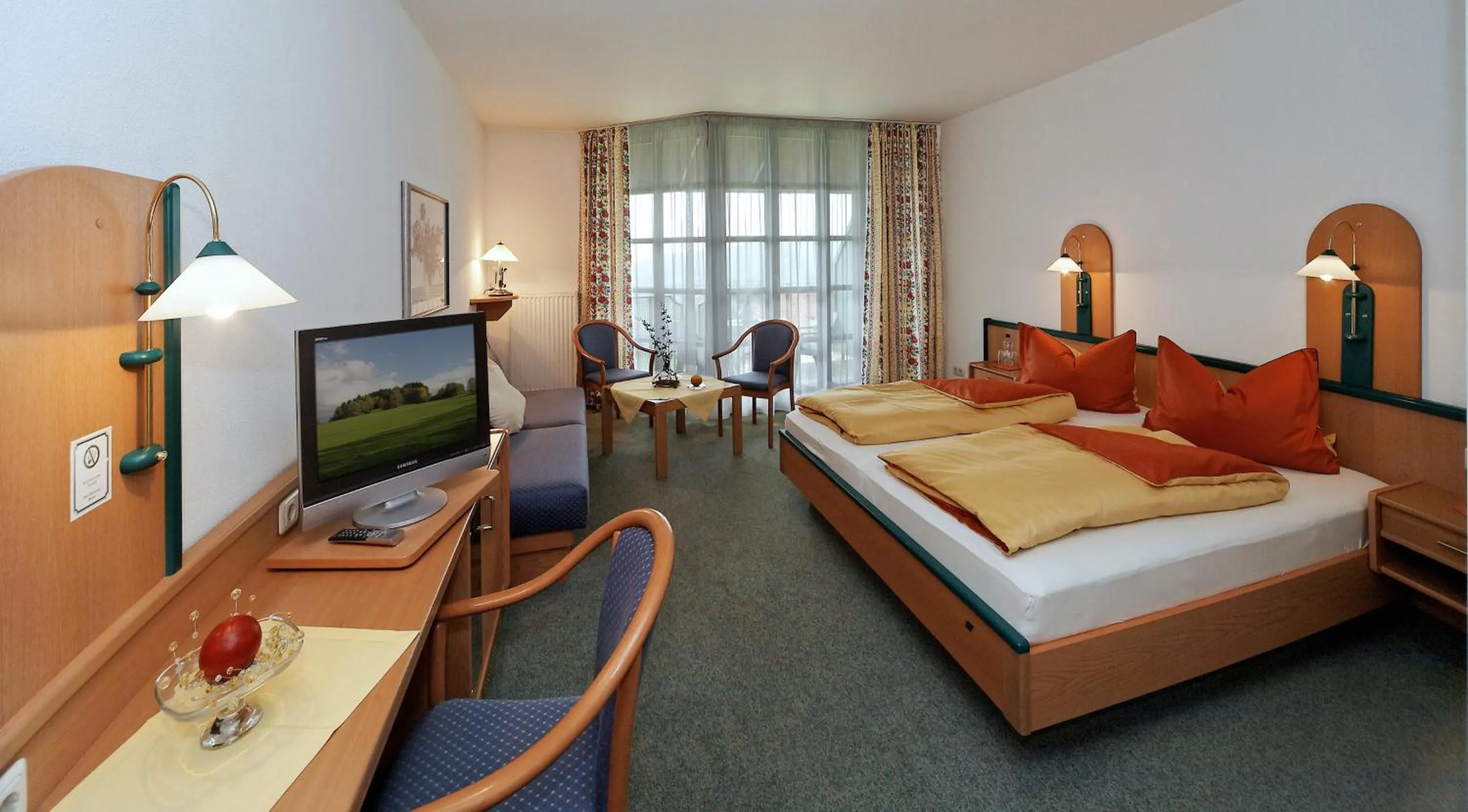 Photo of the whole room in Hotel Landgasthof Hohenauer Hof