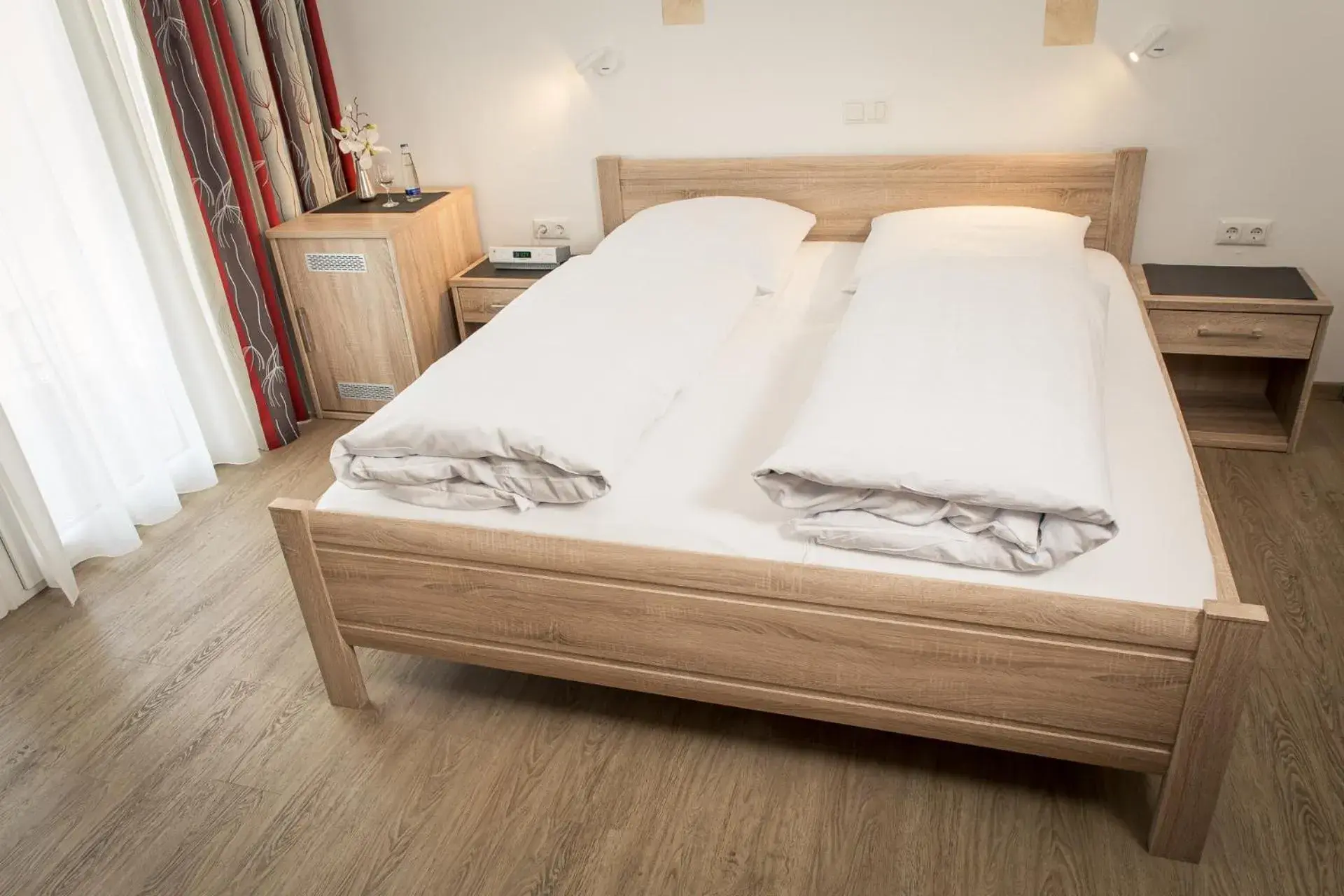 Double Room - Disability Access in Hotel Landgasthof Hohenauer Hof Double Room - Disability Access in Hotel Landgasthof Hohenauer Hof