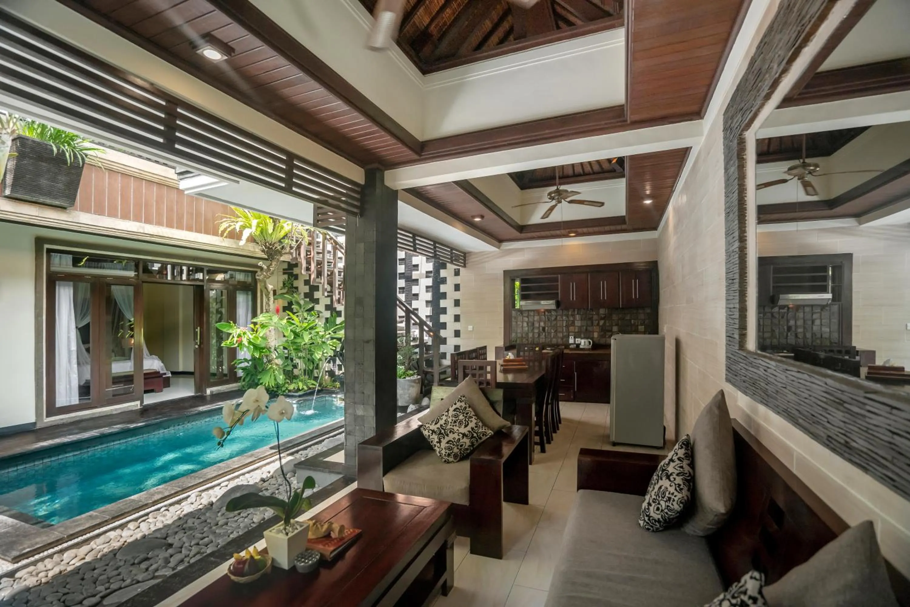 Coffee/tea facilities in The Bali Dream Villa Seminyak