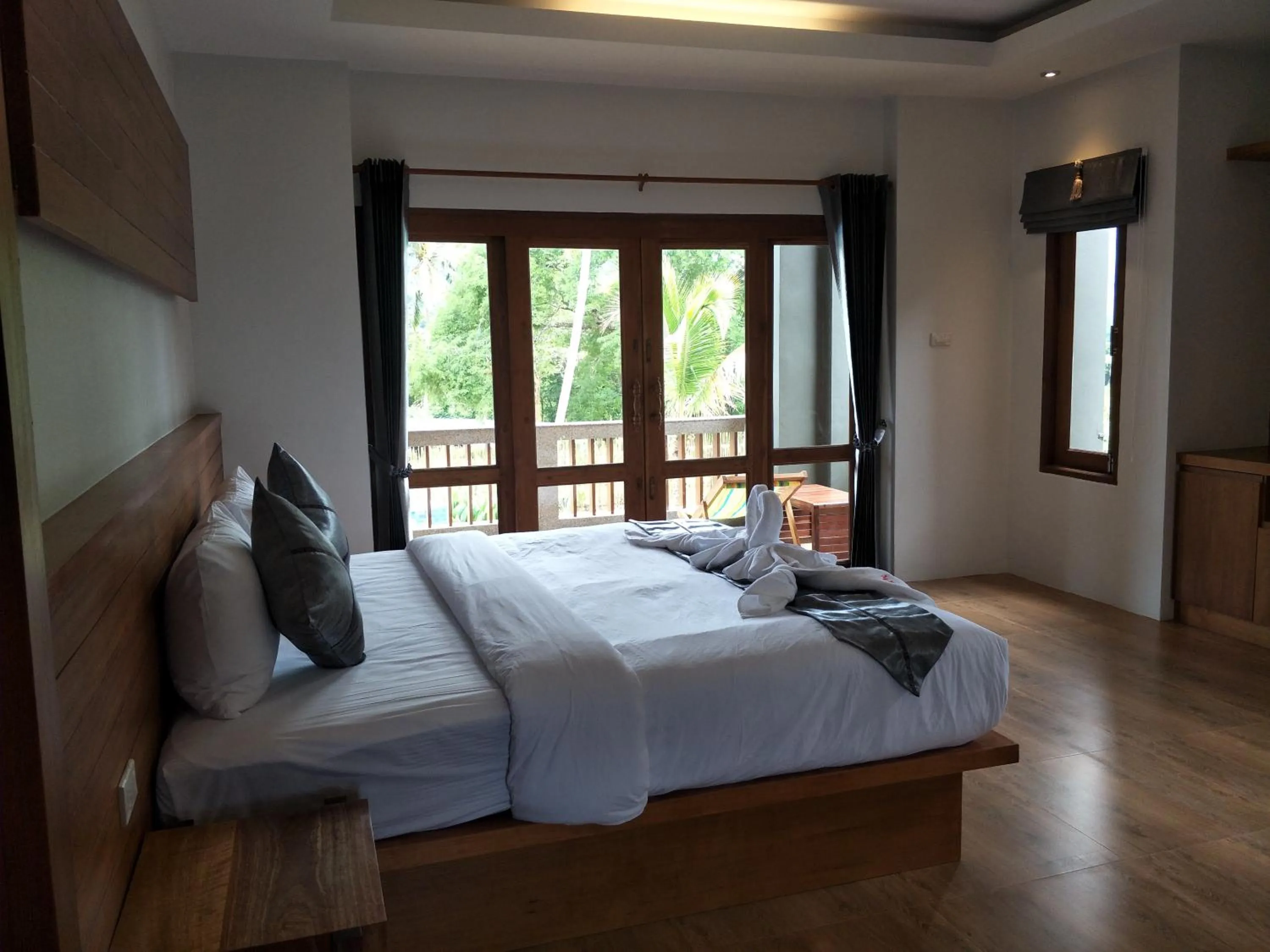 Photo of the whole room, Bed in Lanta Infinity Resort - SHA Extra Plus
