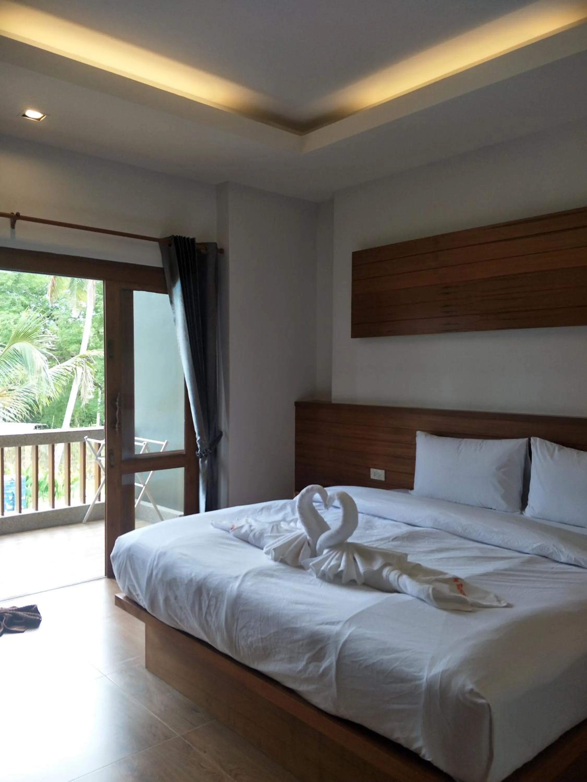 Bedroom, Bed in Lanta Infinity Resort - SHA Extra Plus