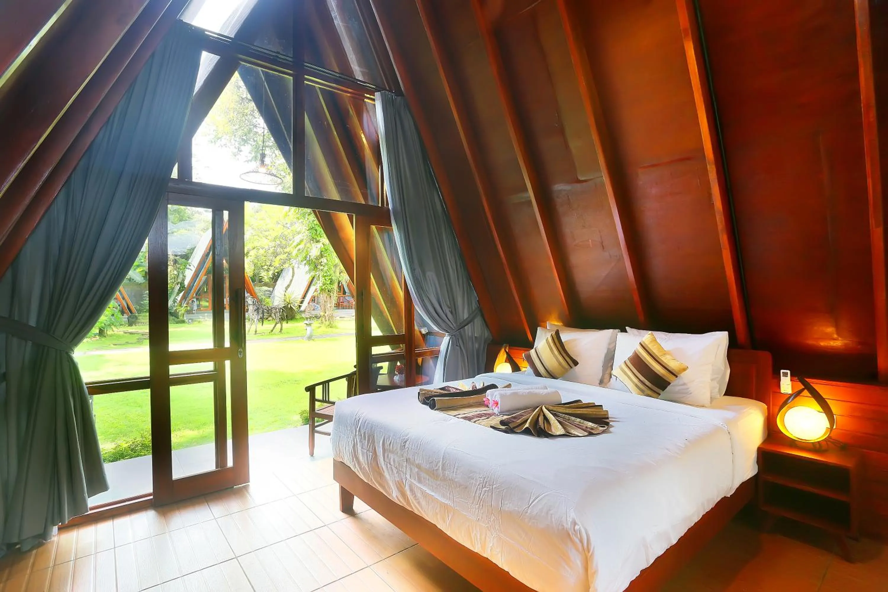 Bed in Dewantara Boutique Villa Resort Bali