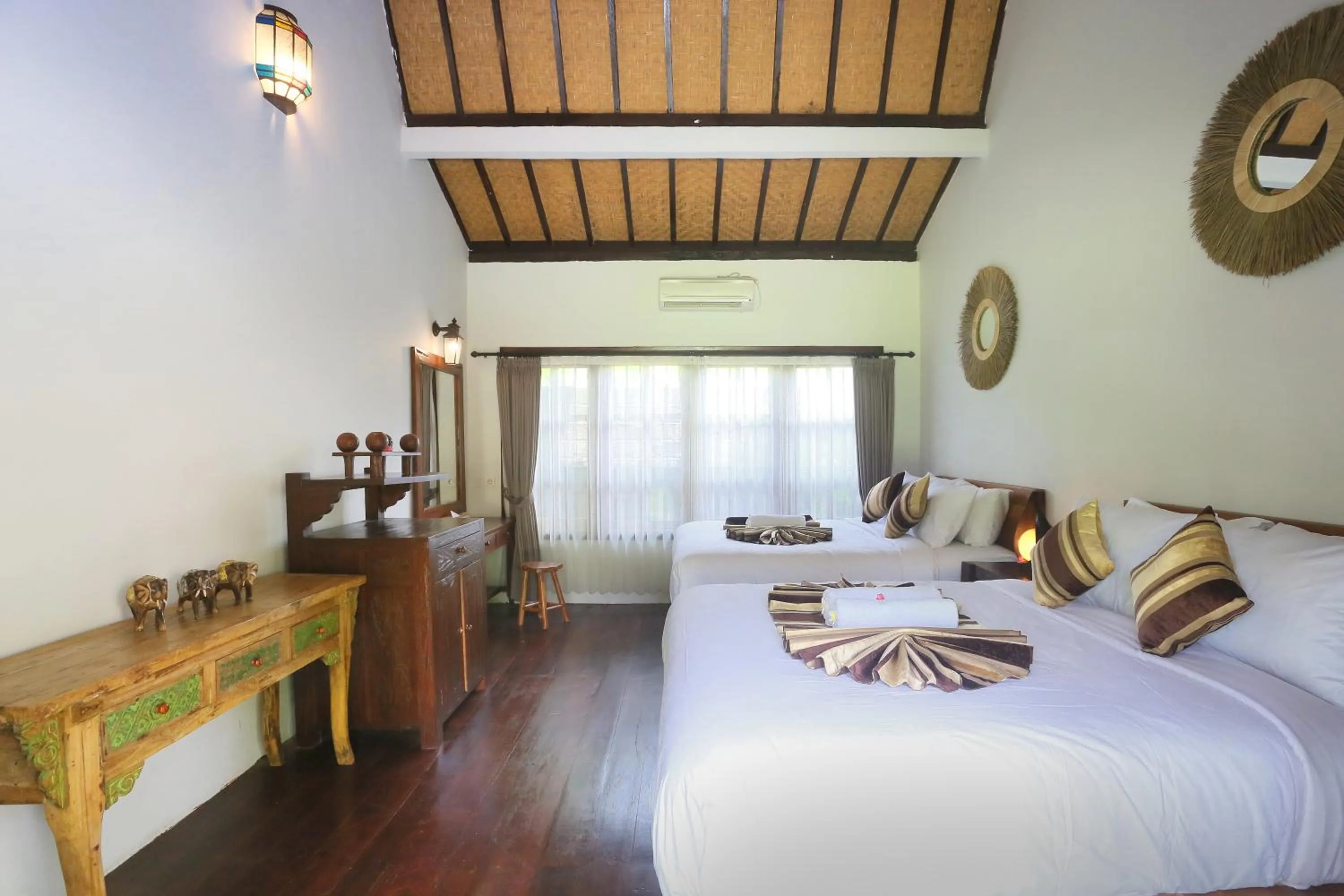Bed in Dewantara Boutique Villa Resort Bali