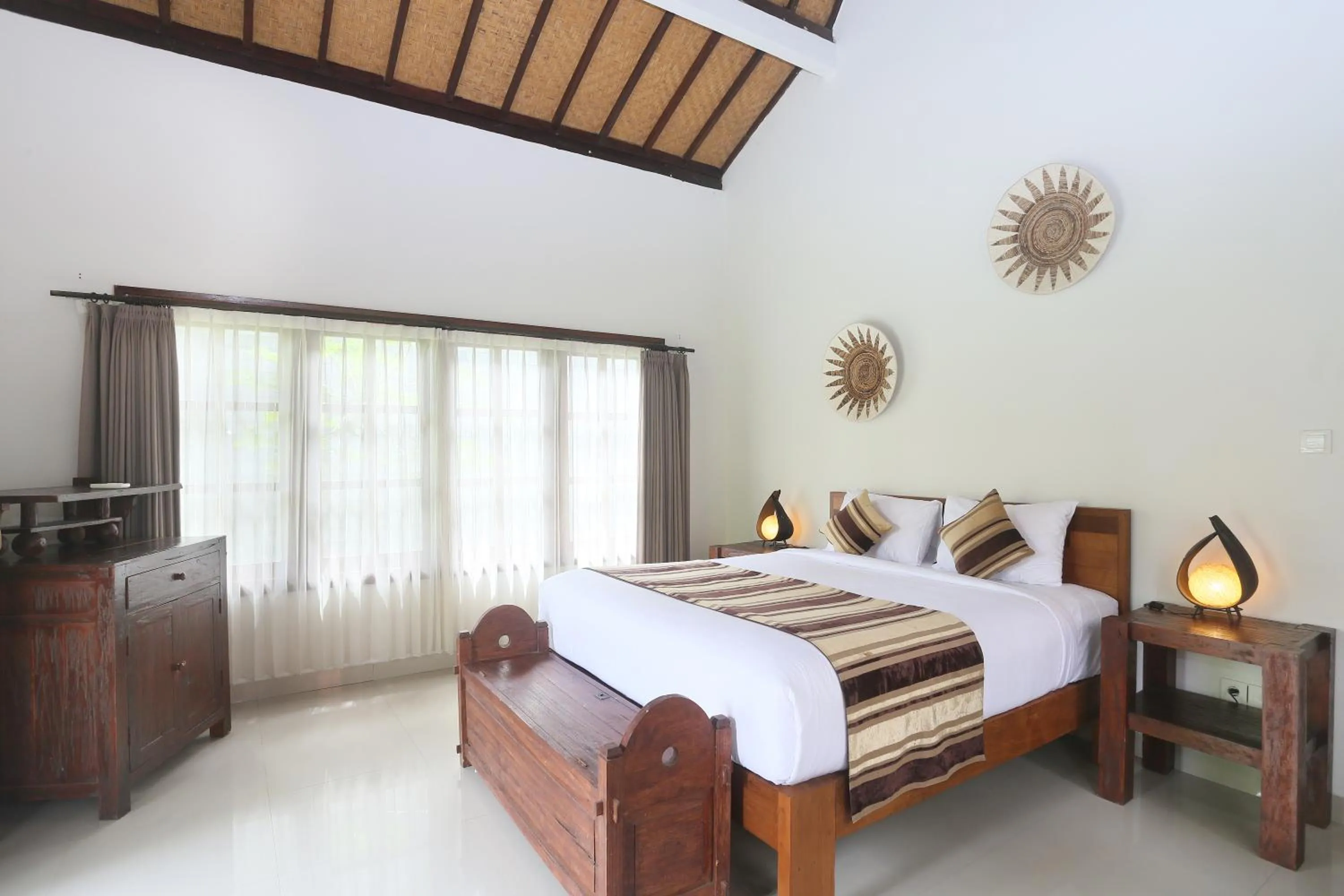 Bed in Dewantara Boutique Villa Resort Bali