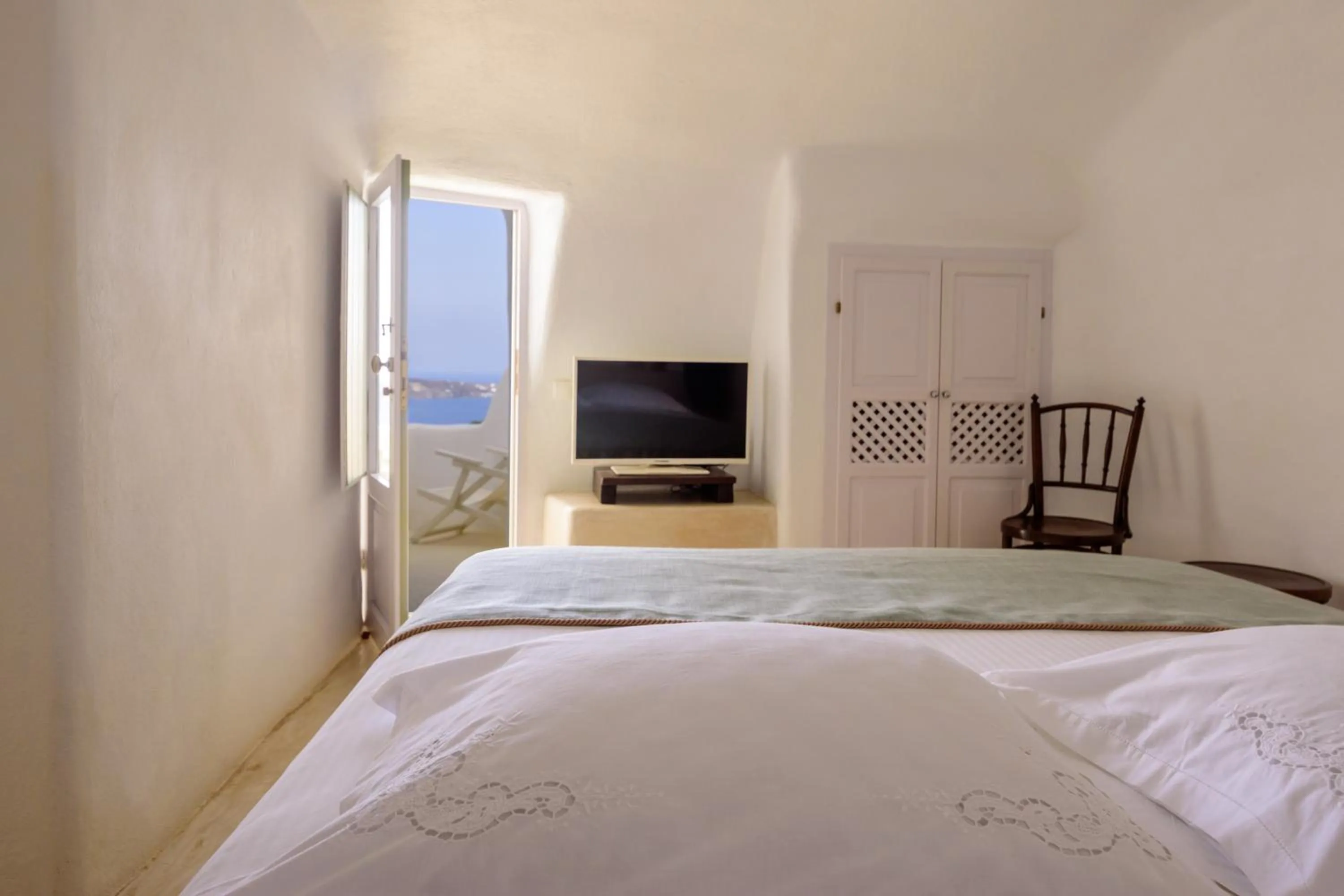 Bed in Fanari Villas