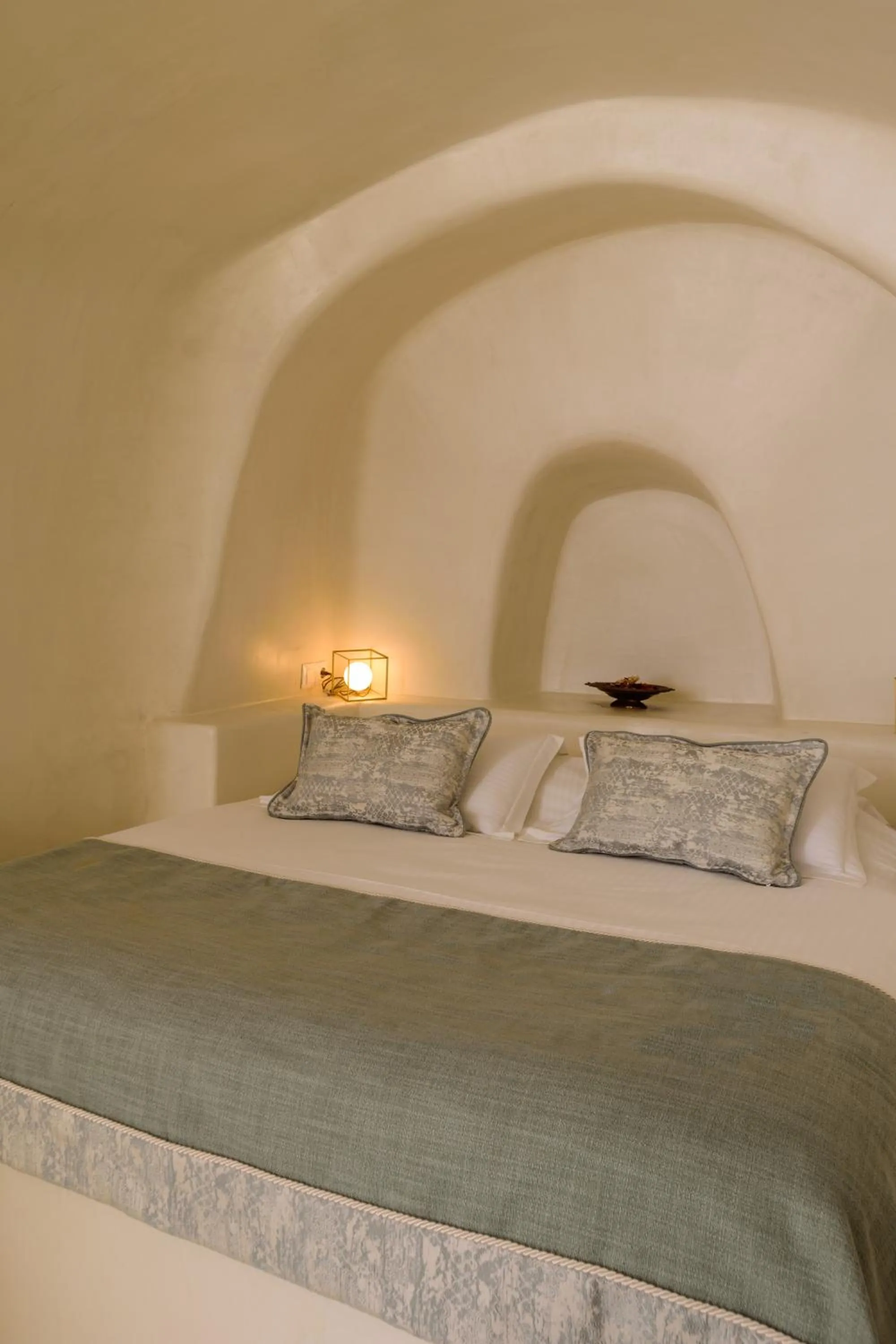 Bed in Fanari Villas