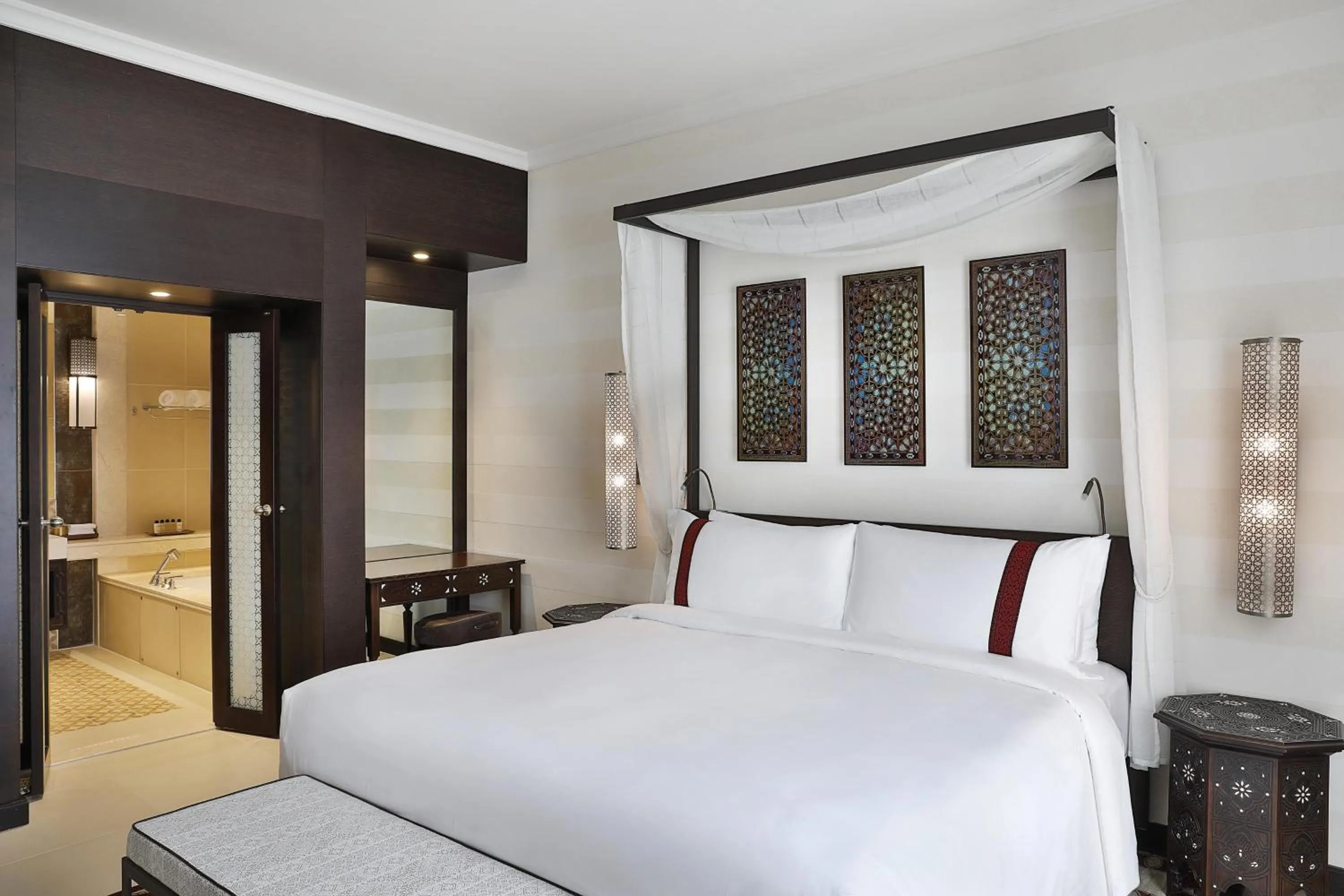 Bedroom, Bed in Al Manara, a Luxury Collection Hotel, Aqaba
