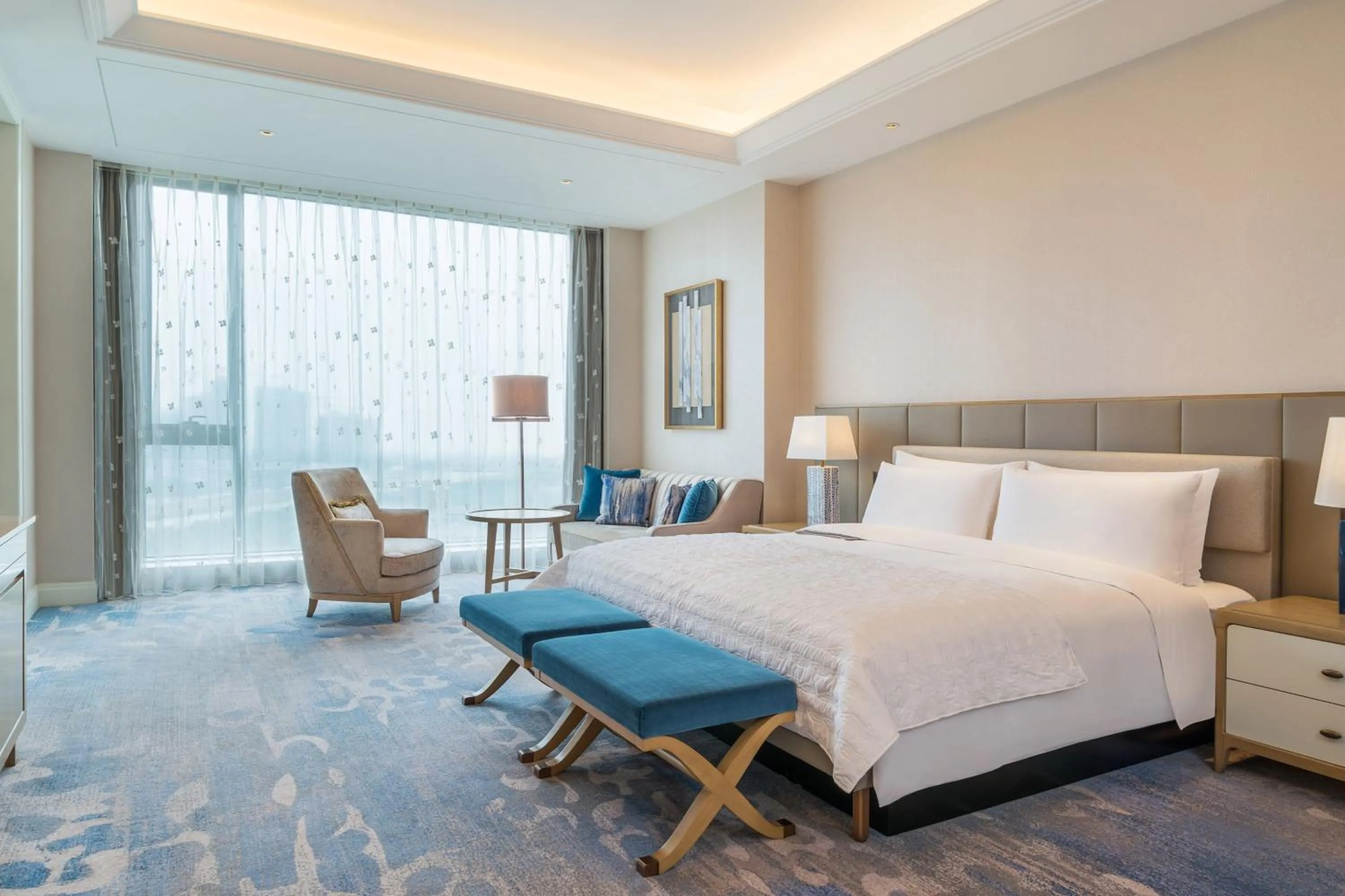 Bedroom, Bed in Le Meridien Suzhou, Suzhou Bay