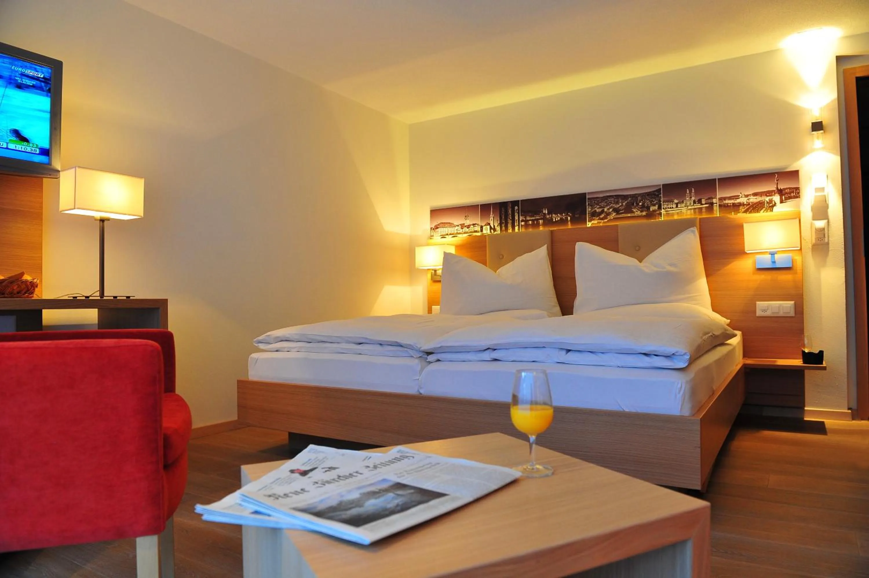 Photo of the whole room, Bed in Hotel Aristella Swissflair