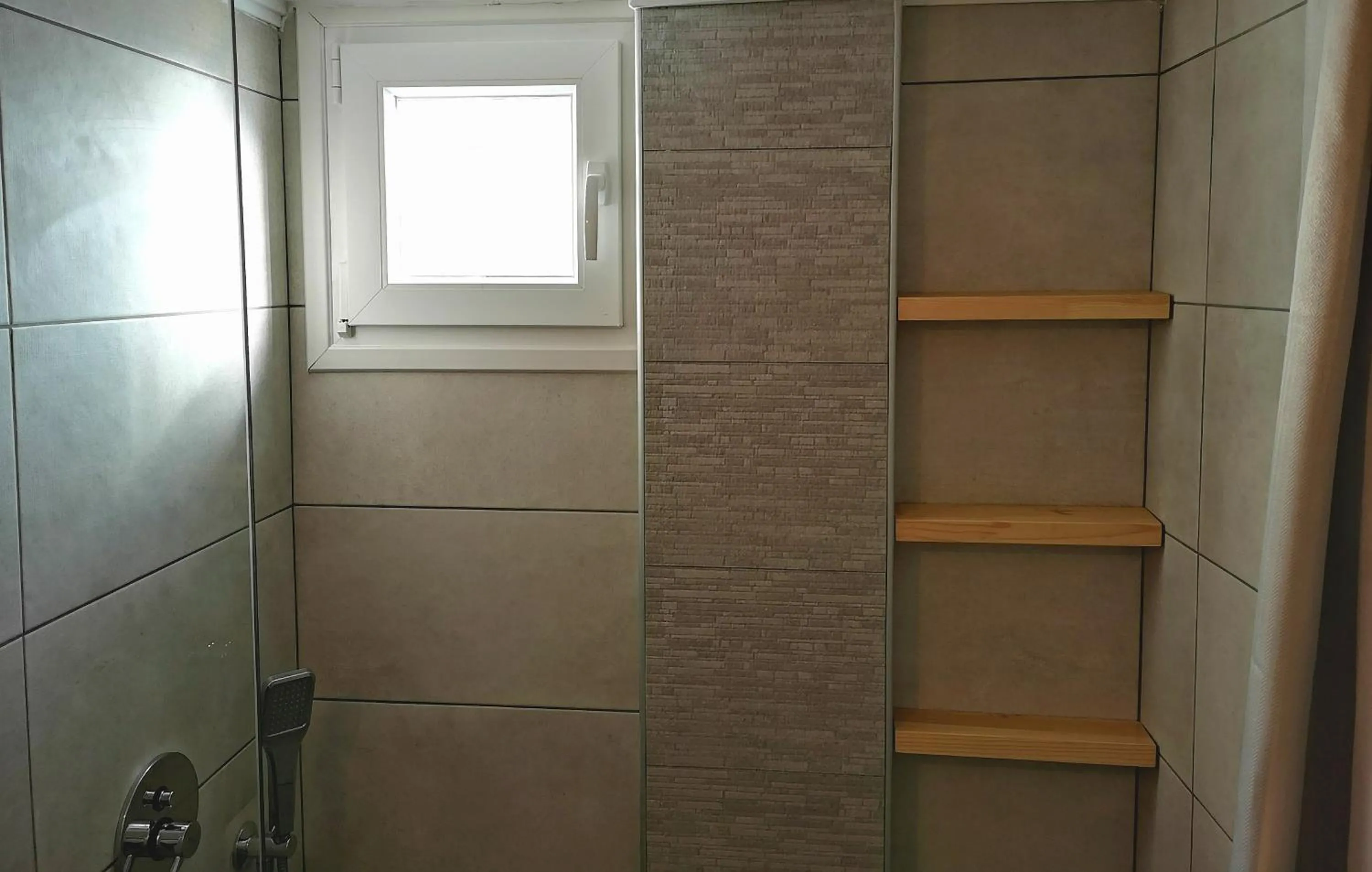 Bathroom in Acrogiali Sunshine