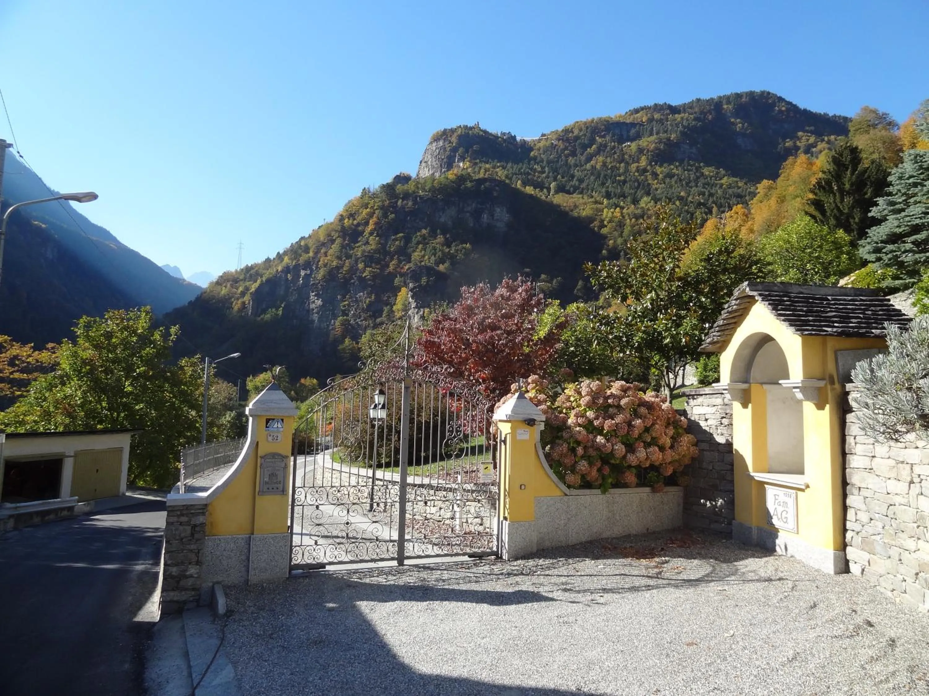 Mountain view in B&B DELL'ANTICA OSTERIA -Varzo