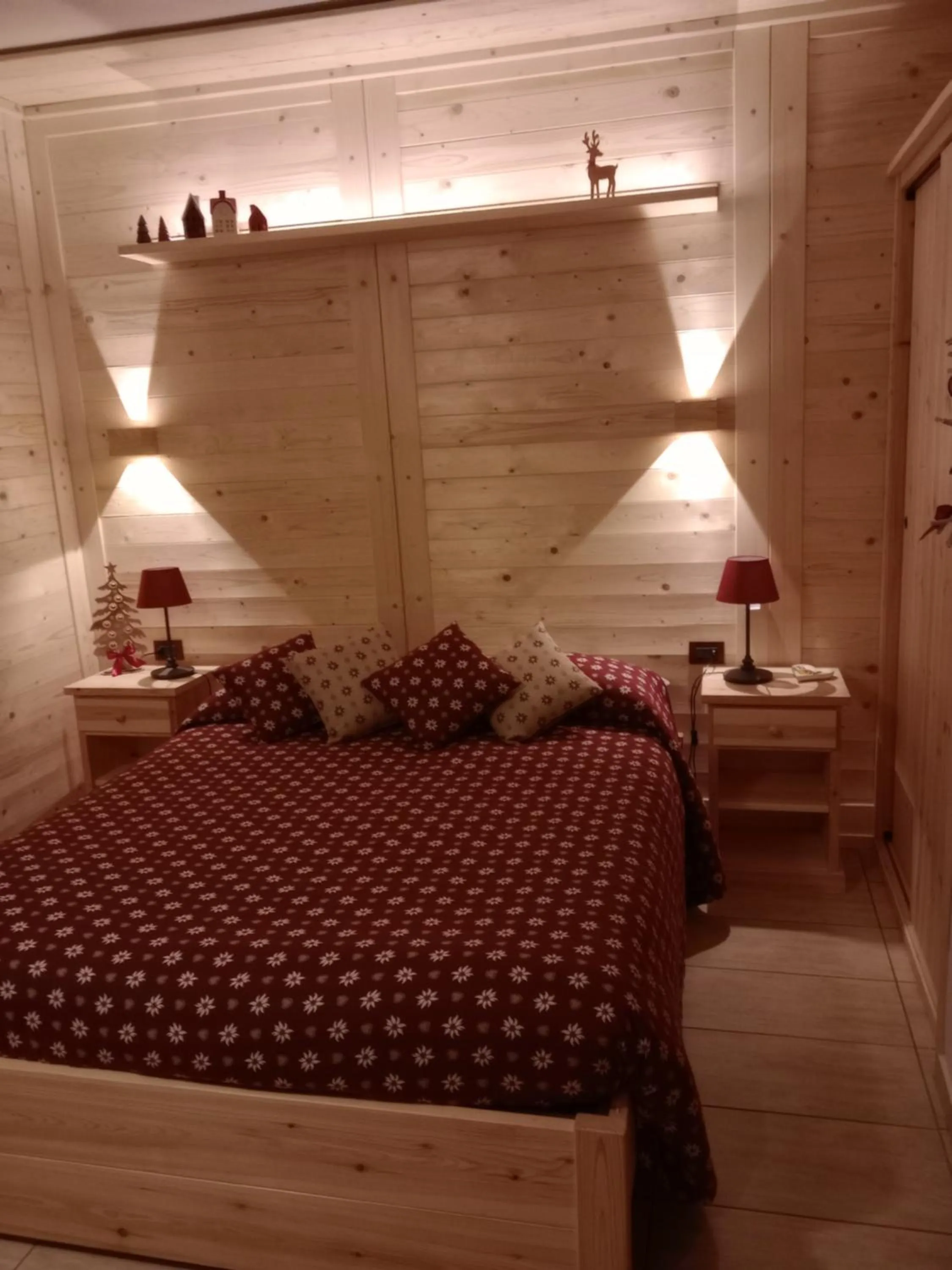 Bed in B&B DELL'ANTICA OSTERIA -Varzo