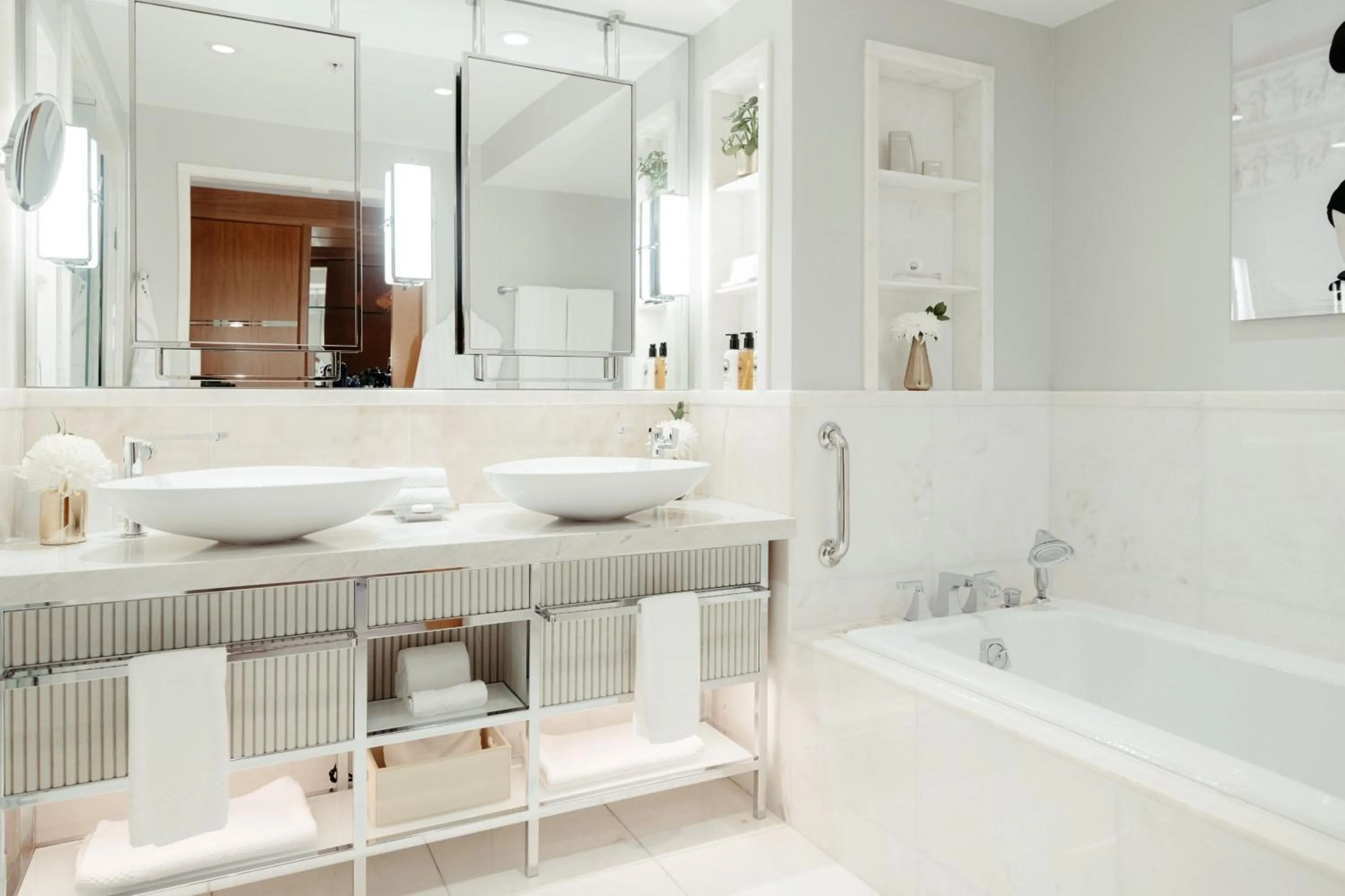 Bathroom in The Ritz-Carlton, Toronto