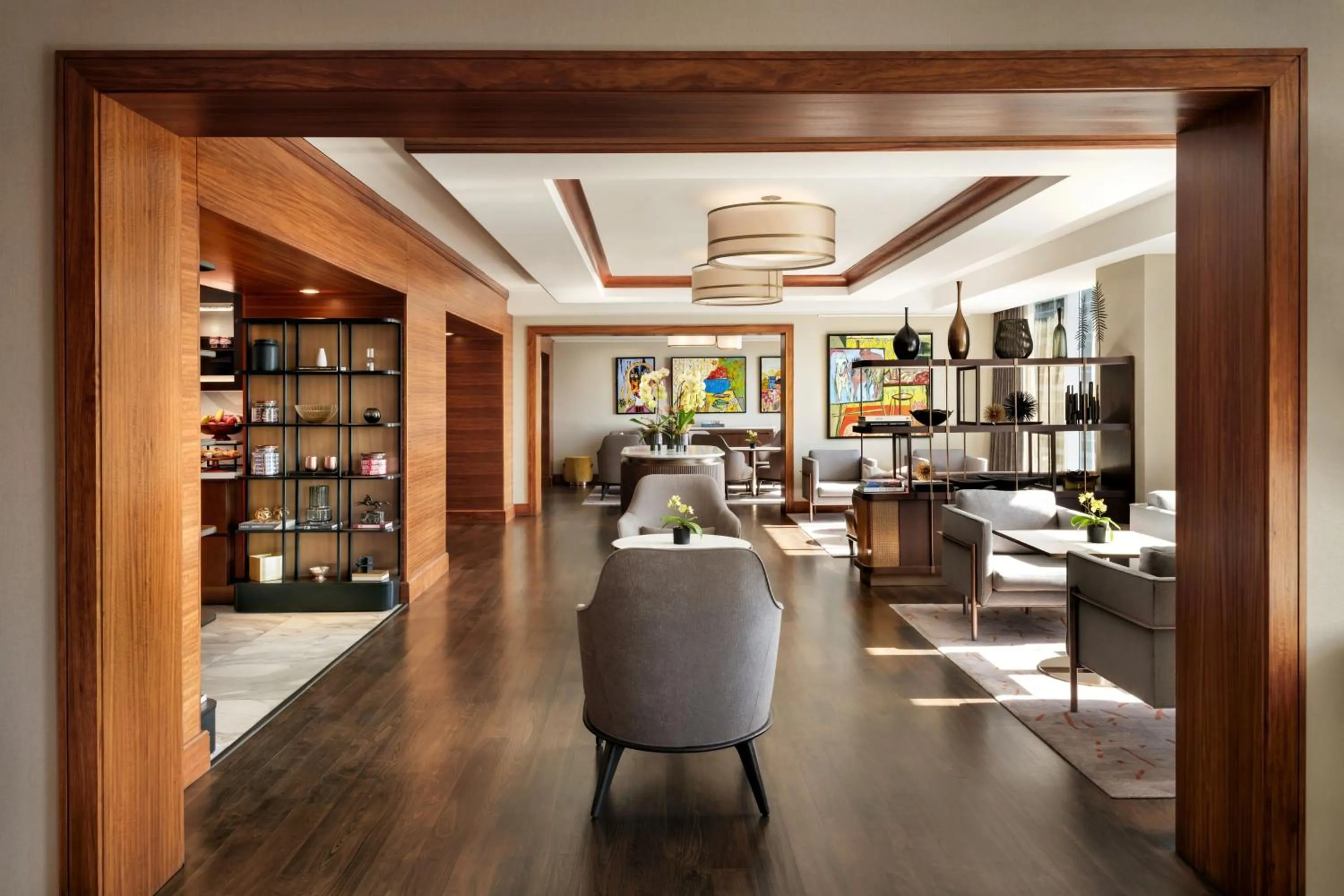 Lounge or bar in The Ritz-Carlton, Toronto