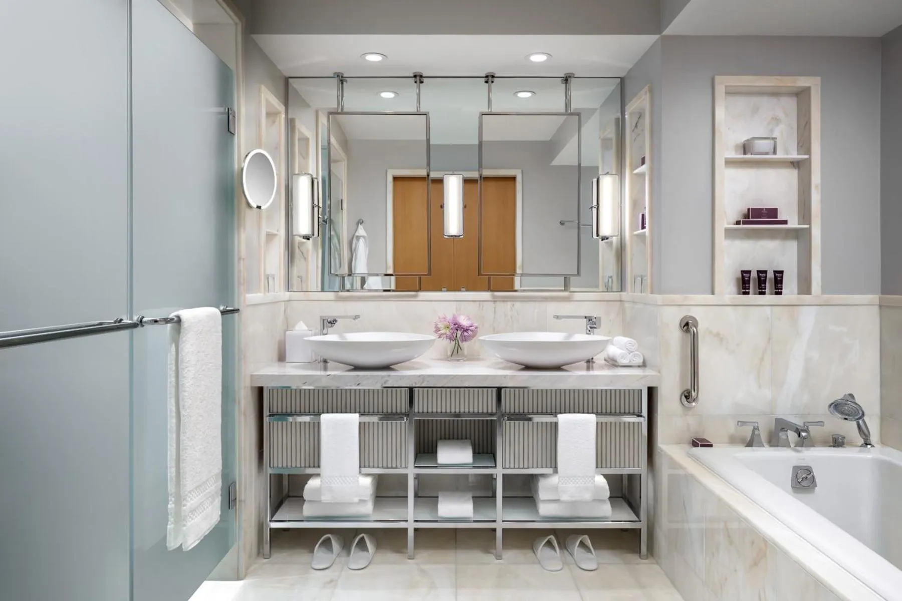 Bathroom in The Ritz-Carlton, Toronto