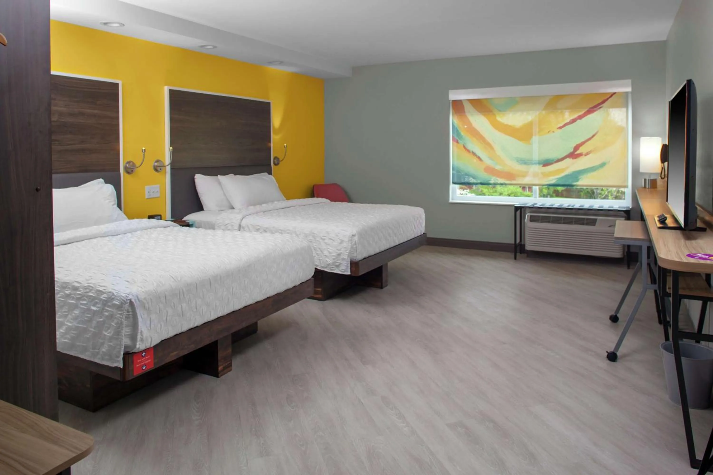 Bed in Tru By Hilton Farmville Va