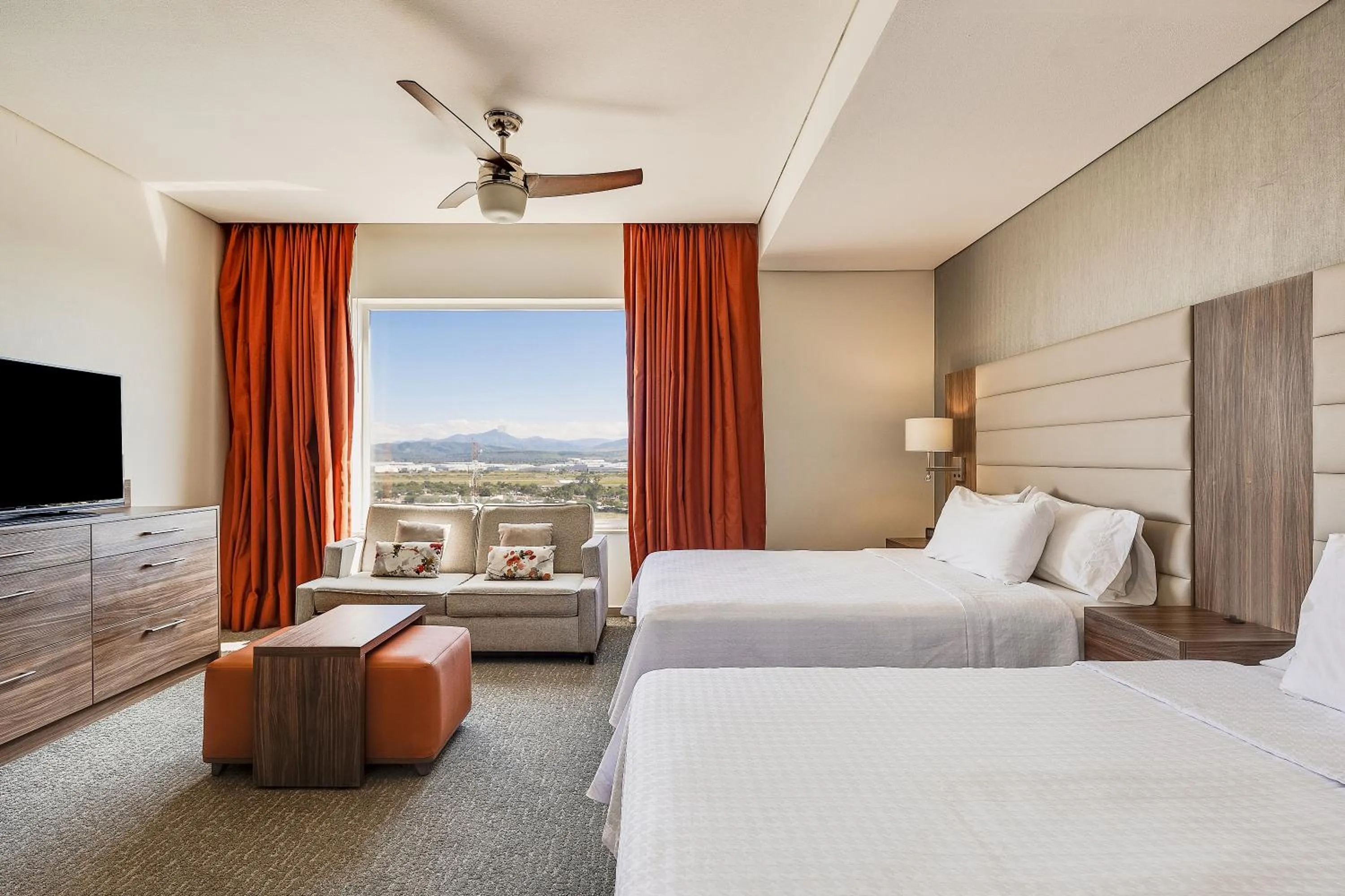 Other, Bed in Fiesta Inn Suites Aeropuerto del Bajío