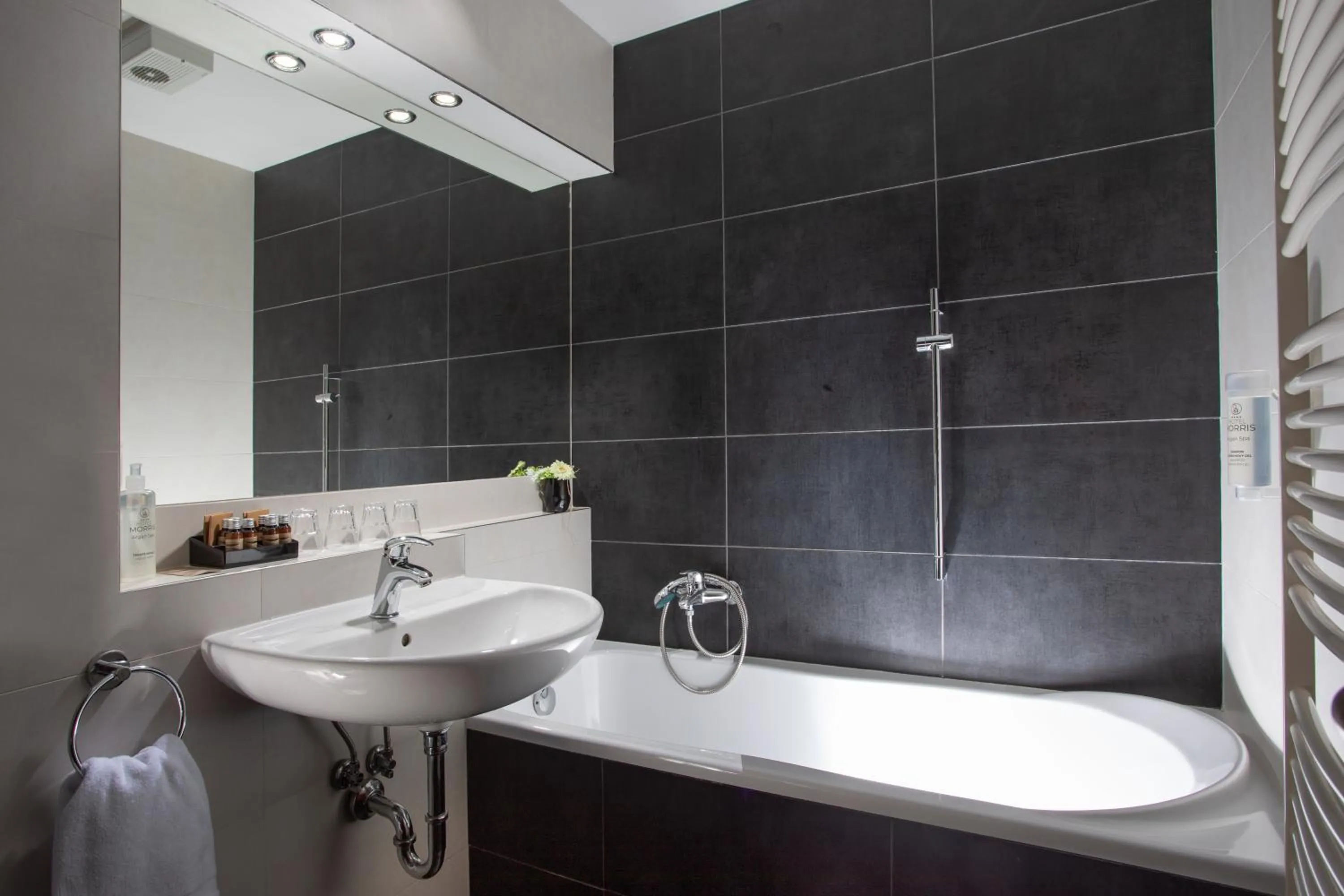 Bathroom in Wellness Golf Hotel Morris