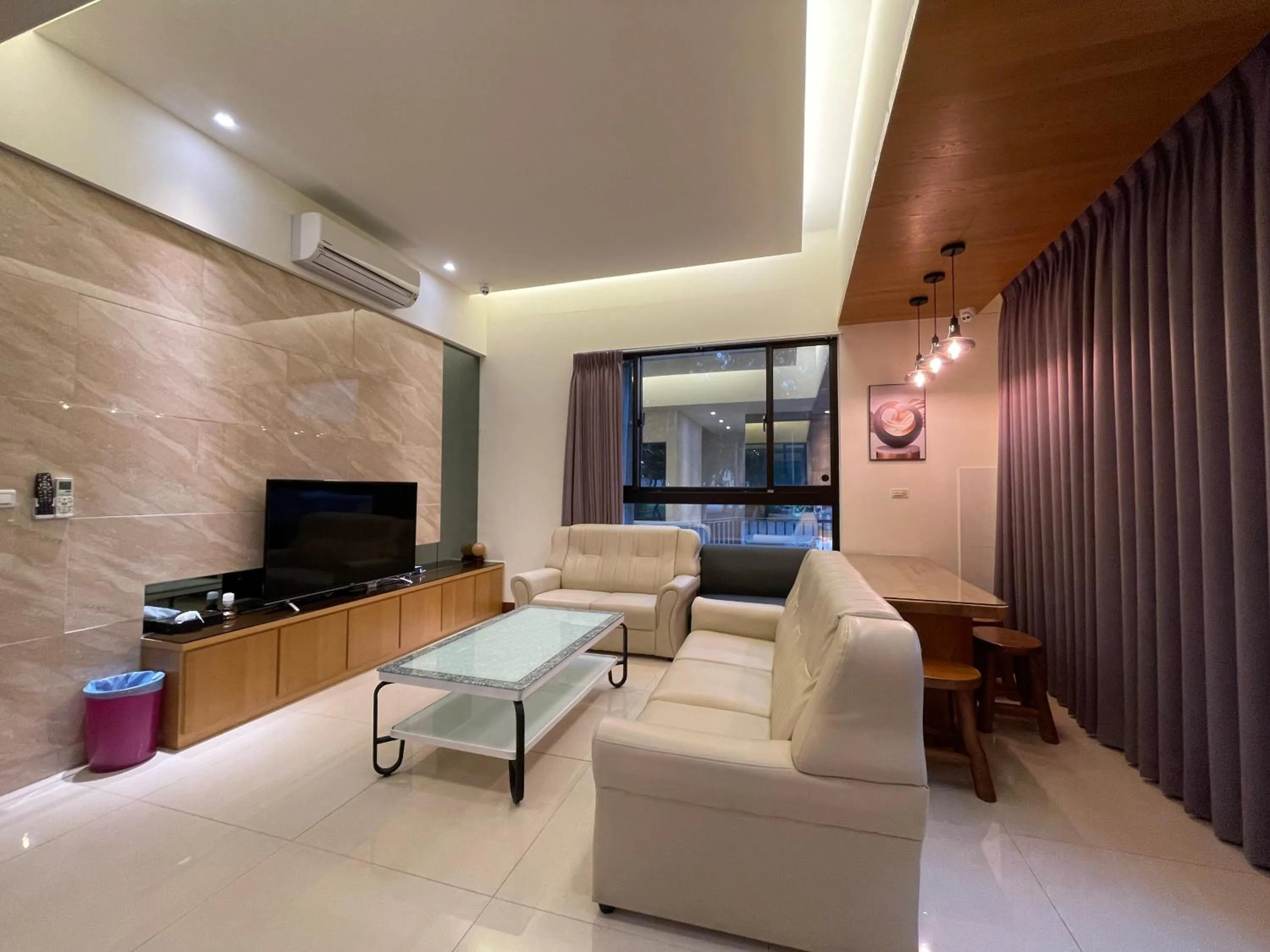 Living room in Cherry Inn