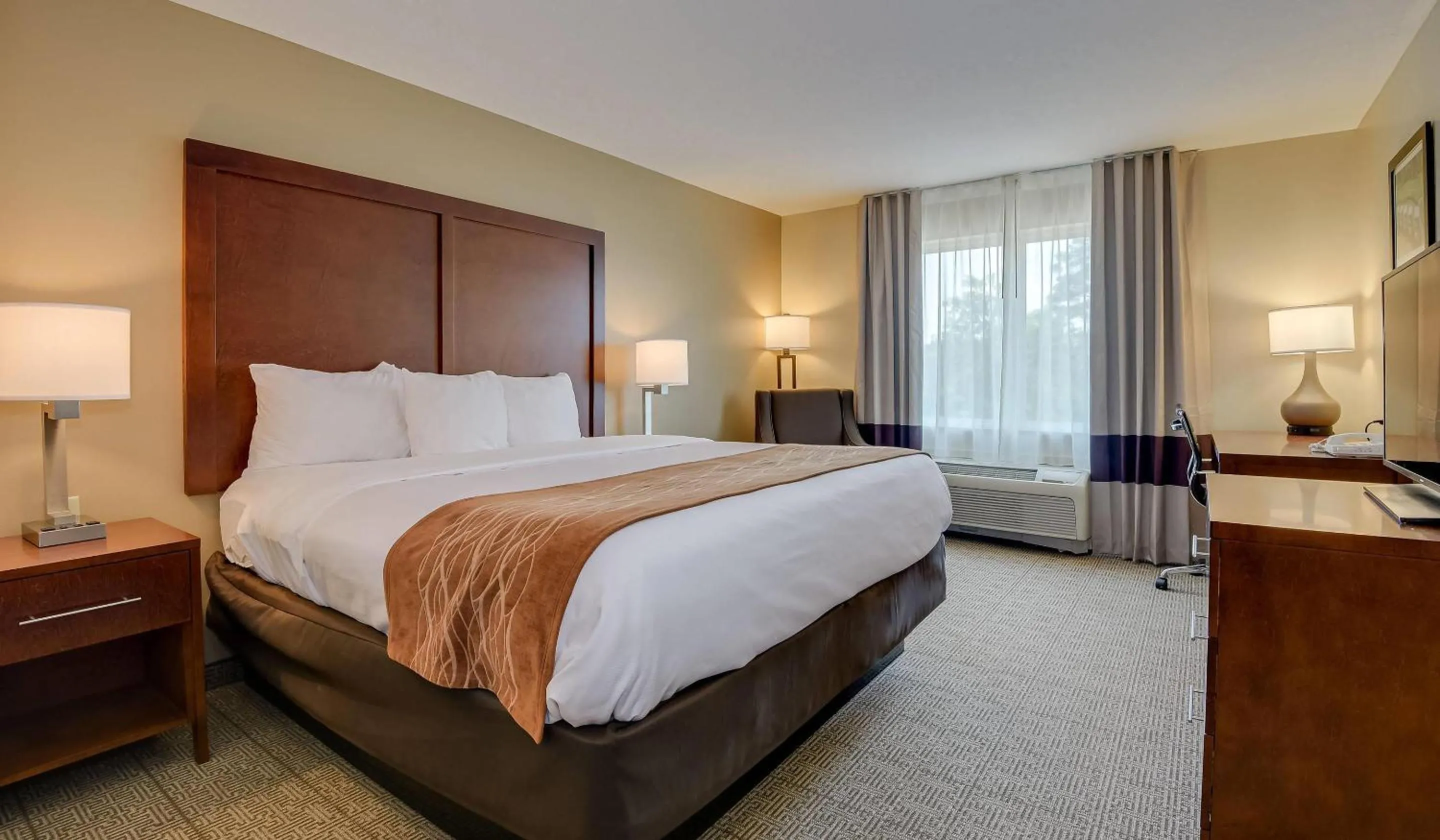 Bedroom, Bed in Comfort Inn & Suites Augusta Fort Gordon Area