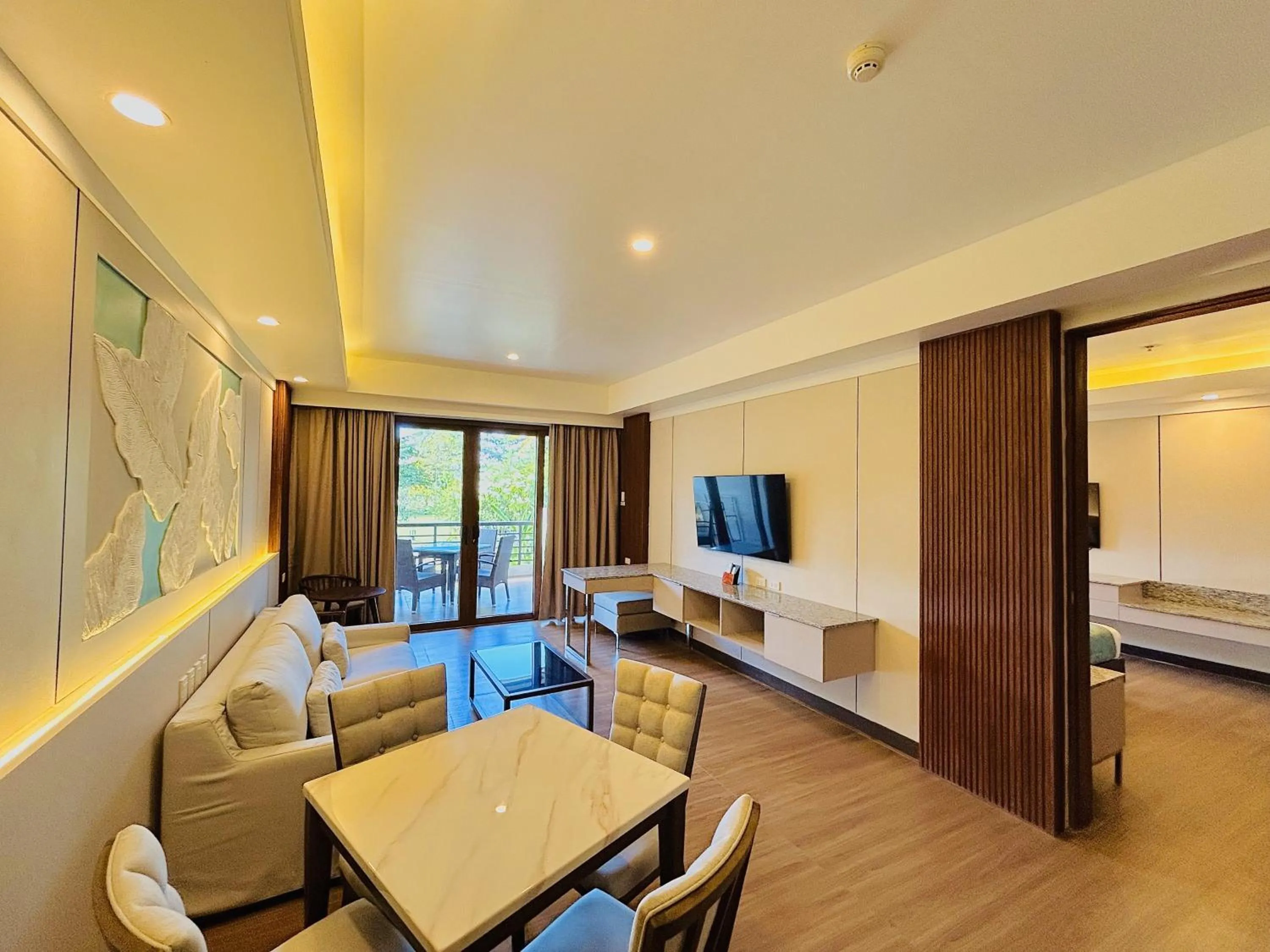 Solina Beach & Nature Resort