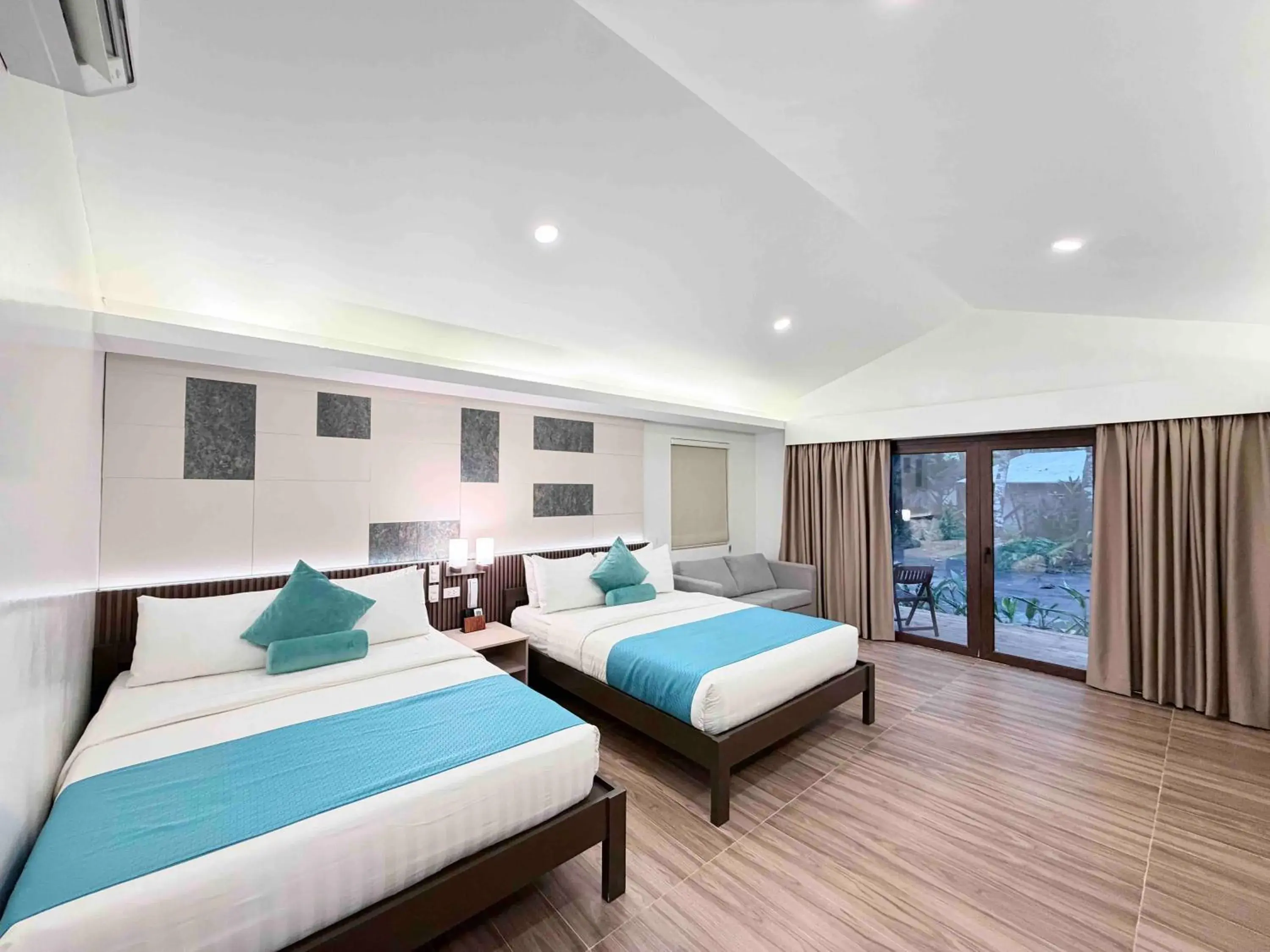 Superior Queen Room with Two Queen Beds in Solina Beach & Nature Resort Superior Queen Room with Two Queen Beds in Solina Beach & Nature Resort