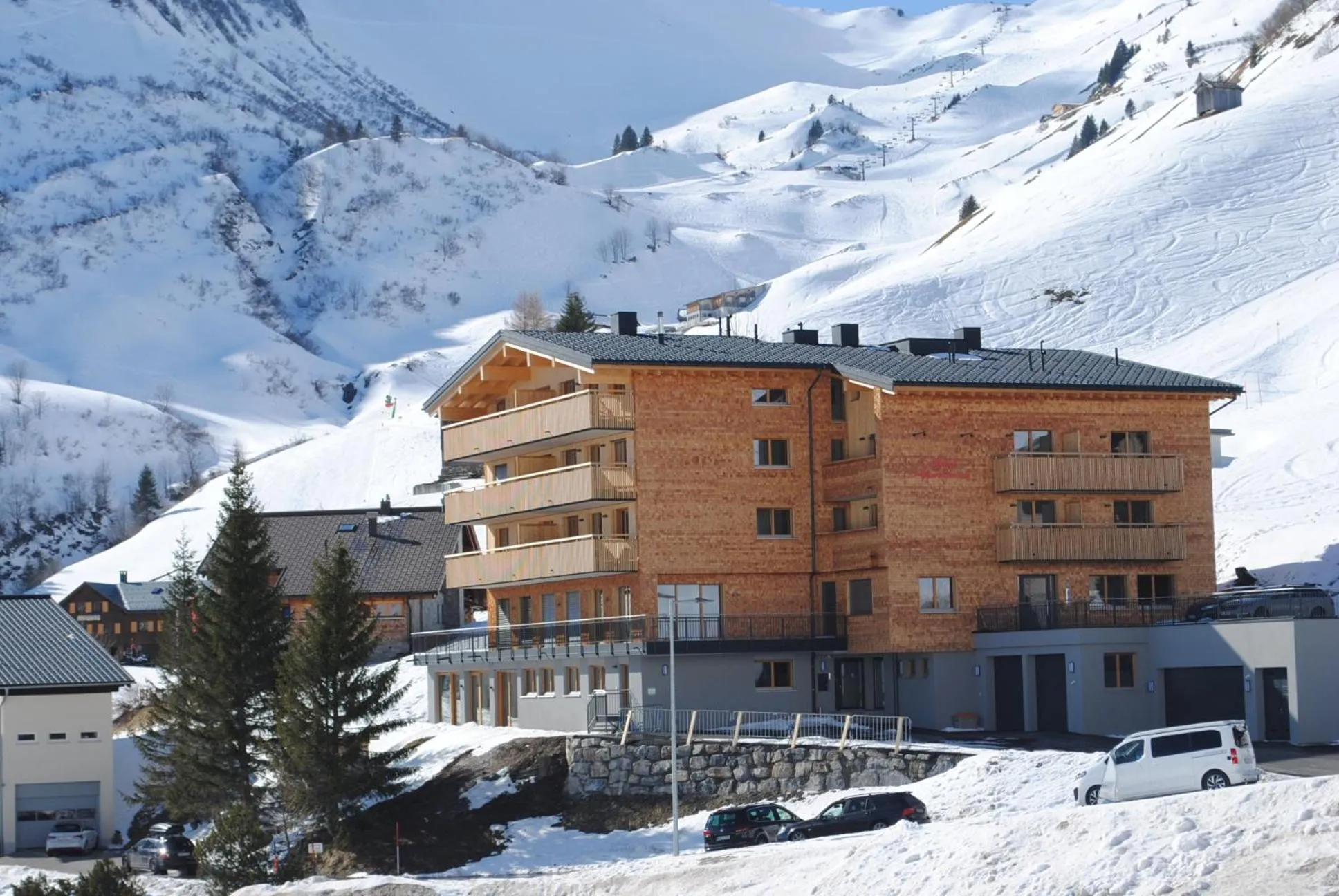 Property building in Alphof Appartement Faschina