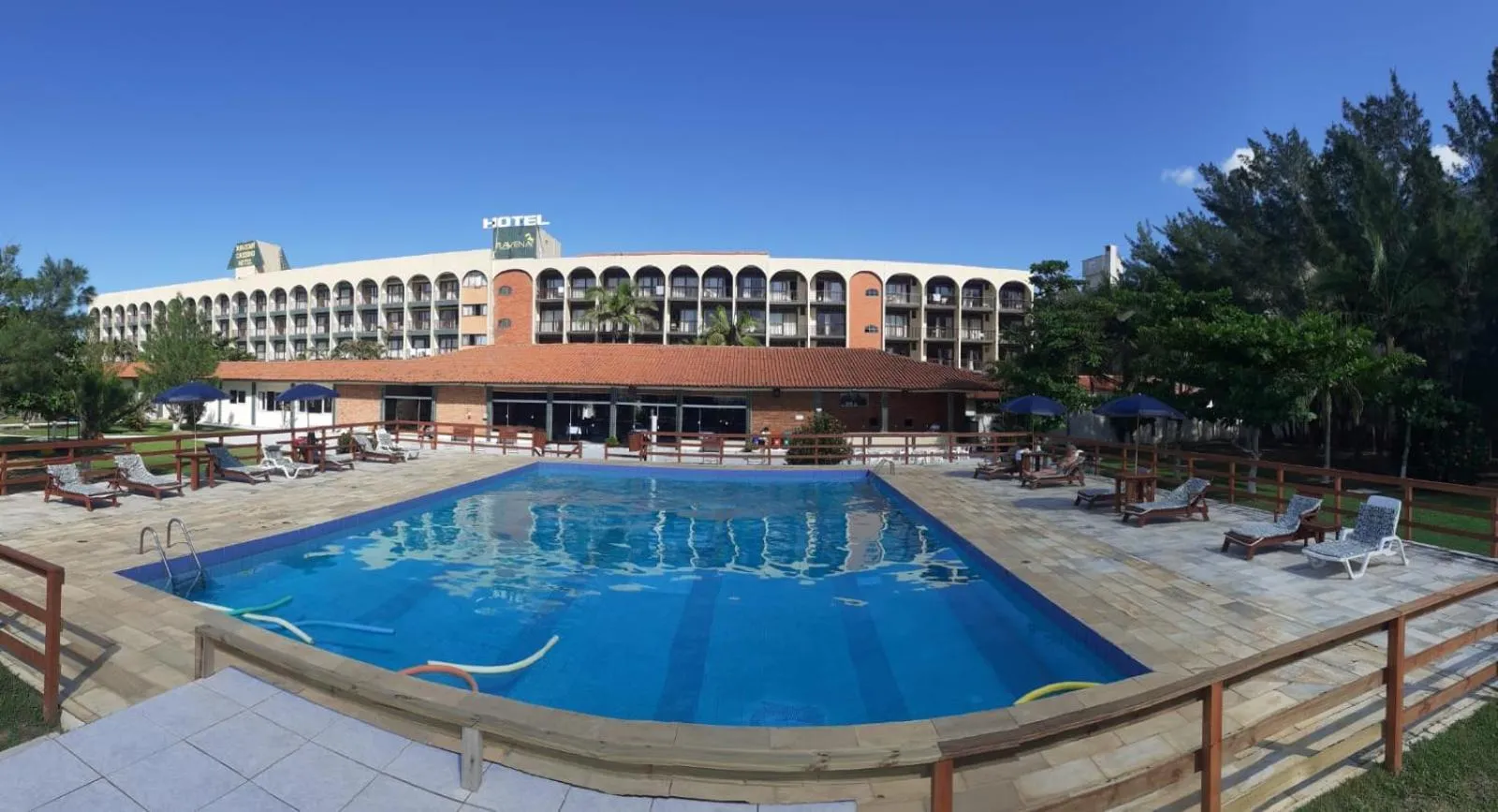 Swimming pool in Ravena Cassino Hotel