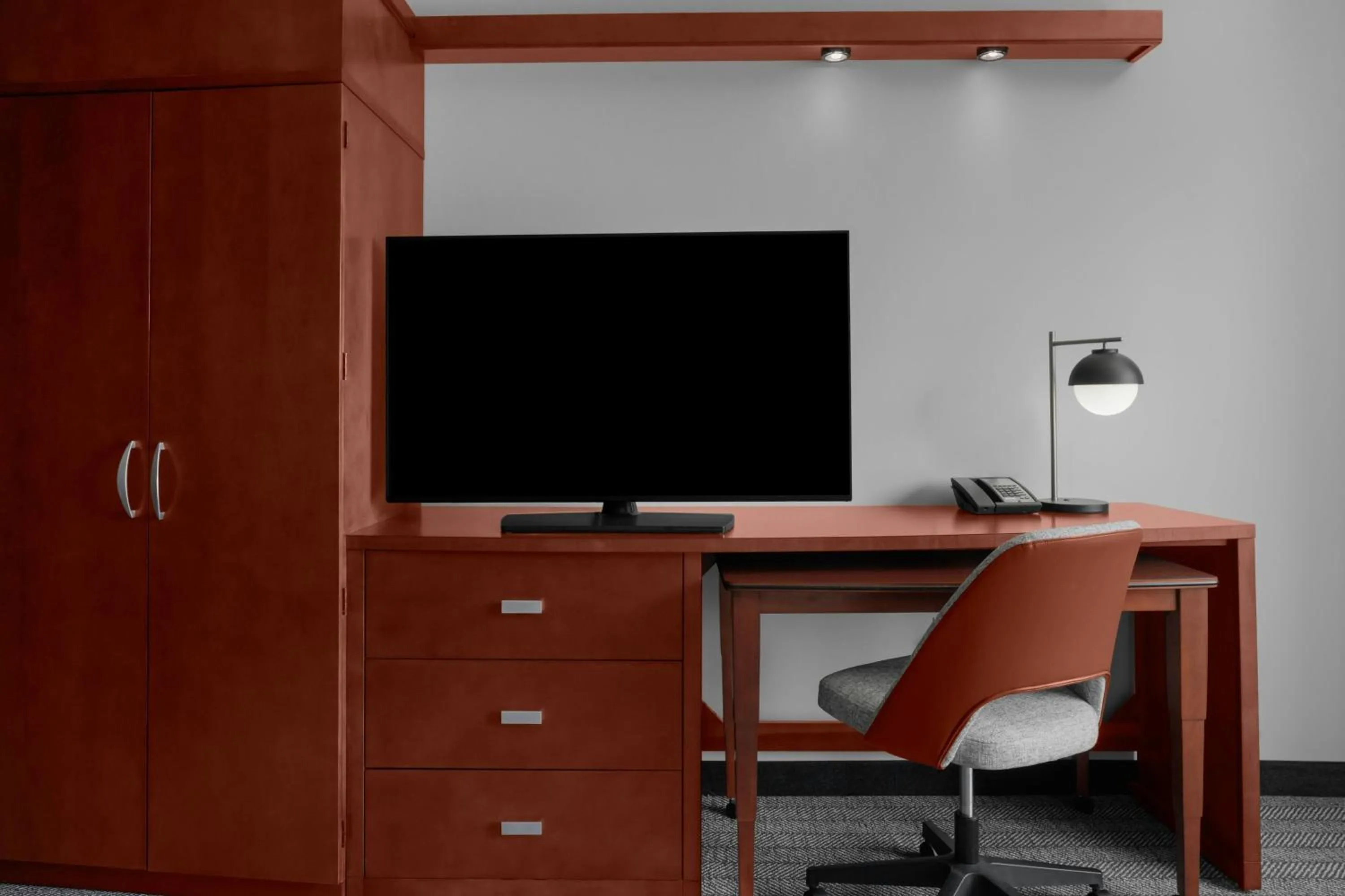 Photo of the whole room in Courtyard Pittsburgh Settlers Ridge/Robinson Township