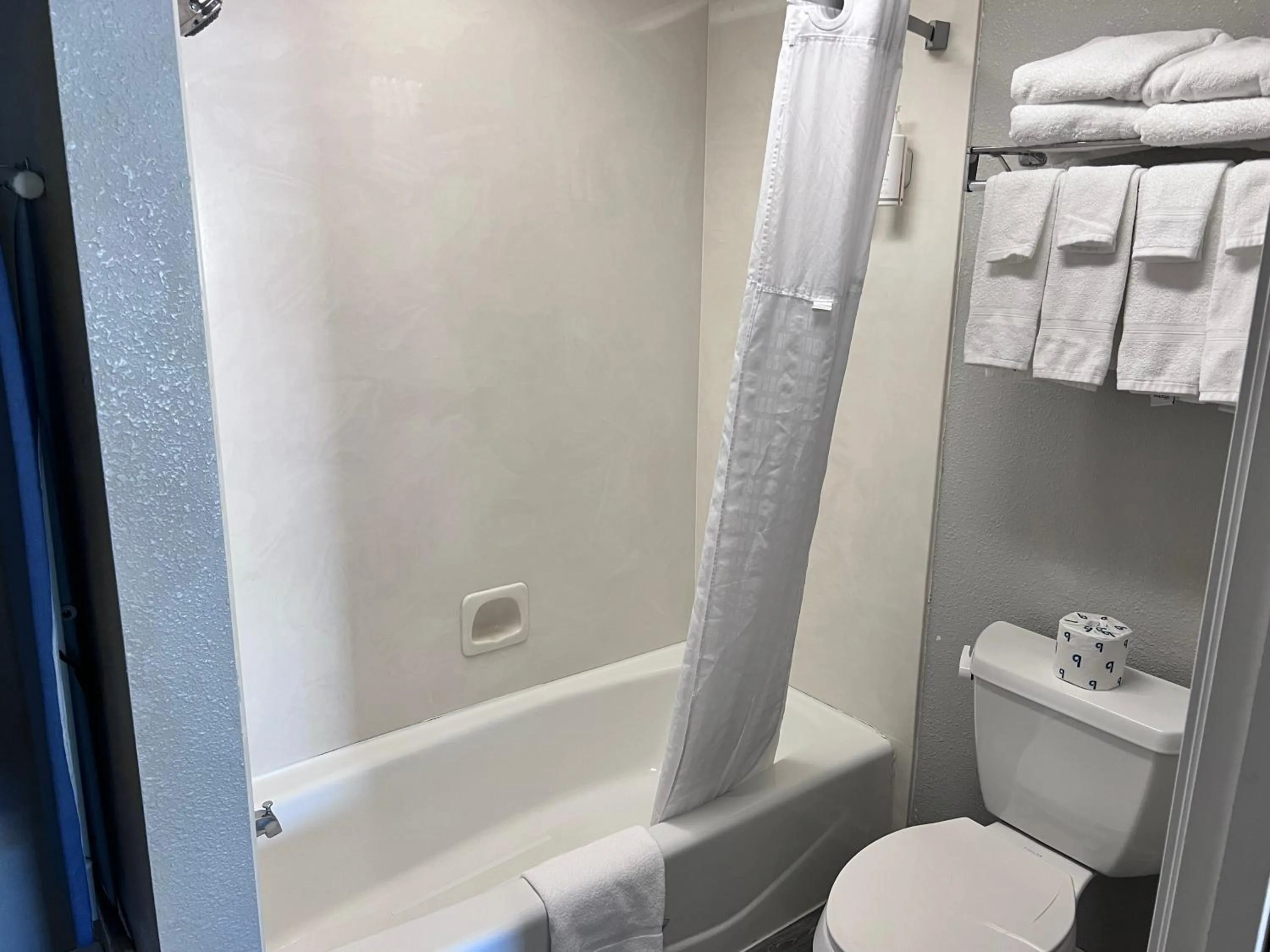 Shower in Travelodge by Wyndham Redding CA